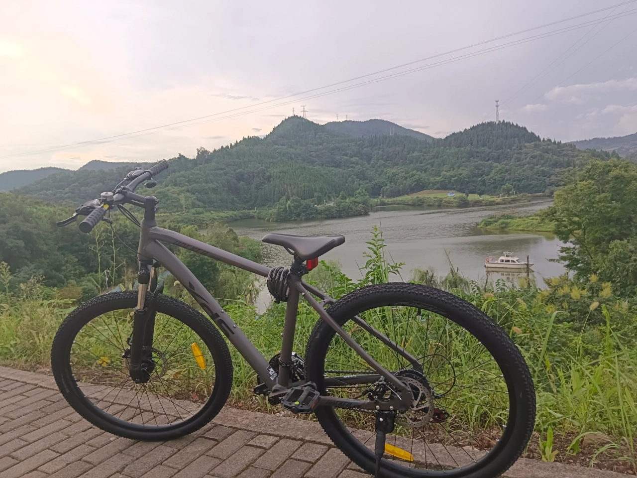 喜德盛黑客 380，舒适骑行，快乐无限