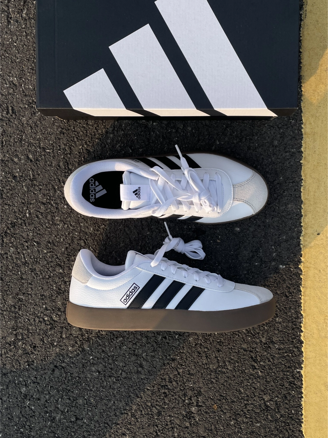今日份 adidas