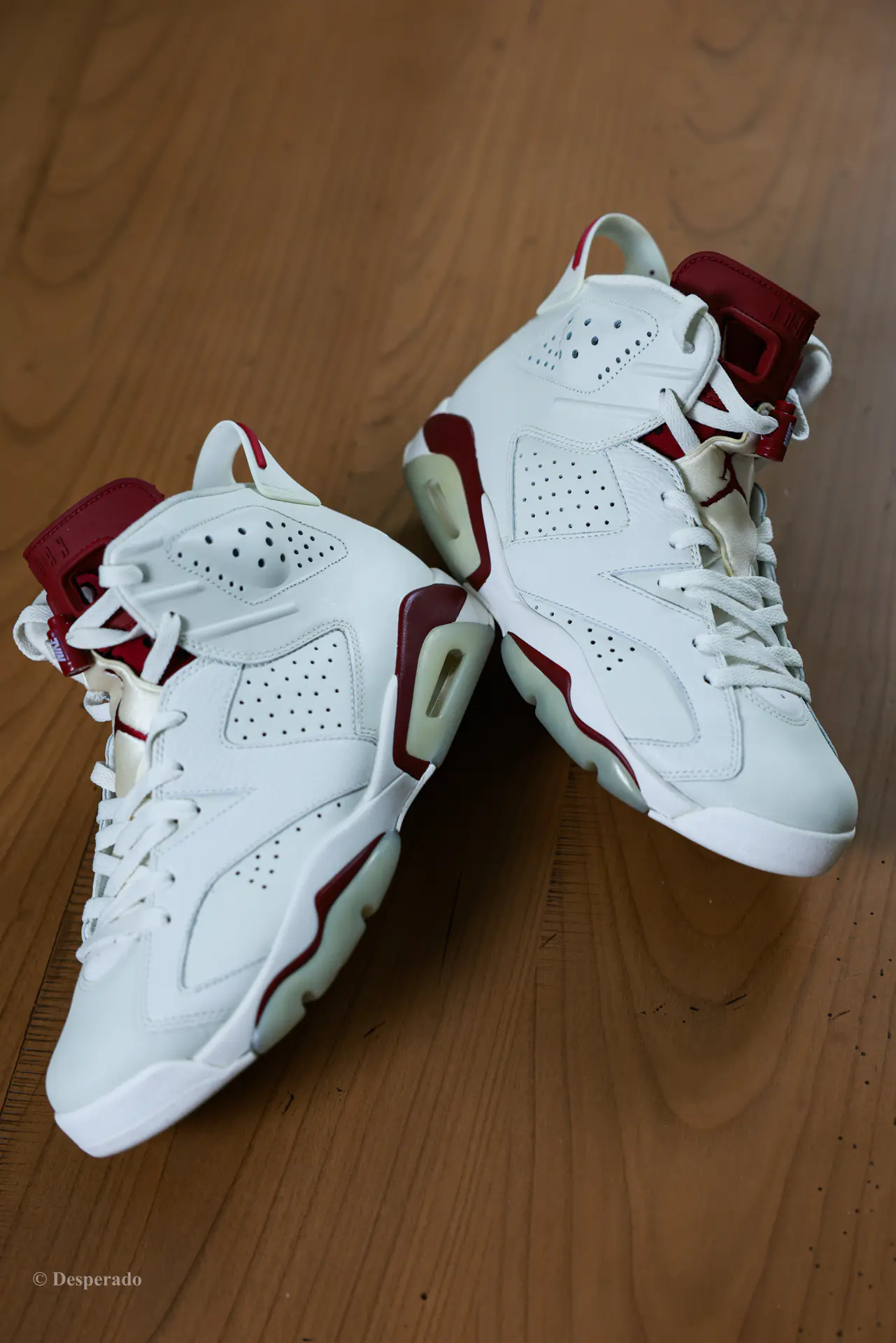 Air Jordan 6 Maroon|一抹酒红,写了三十年的复古答案
