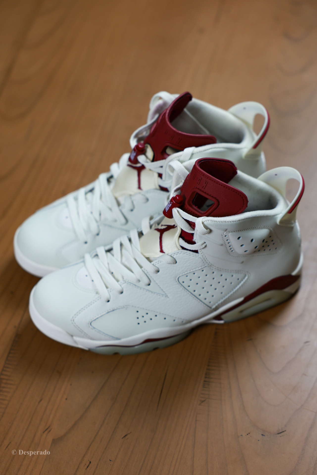 Air Jordan 6 Maroon|一抹酒红,写了三十年的复古答案