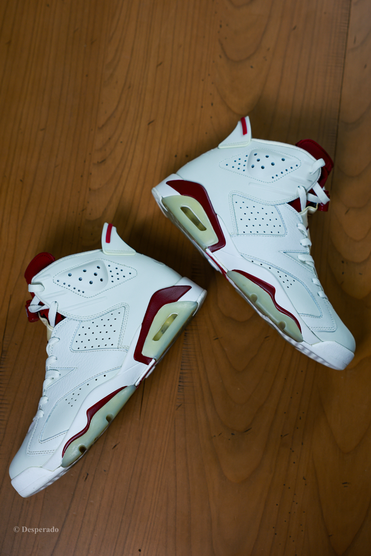 Air Jordan 6 Maroon|一抹酒红,写了三十年的复古答案