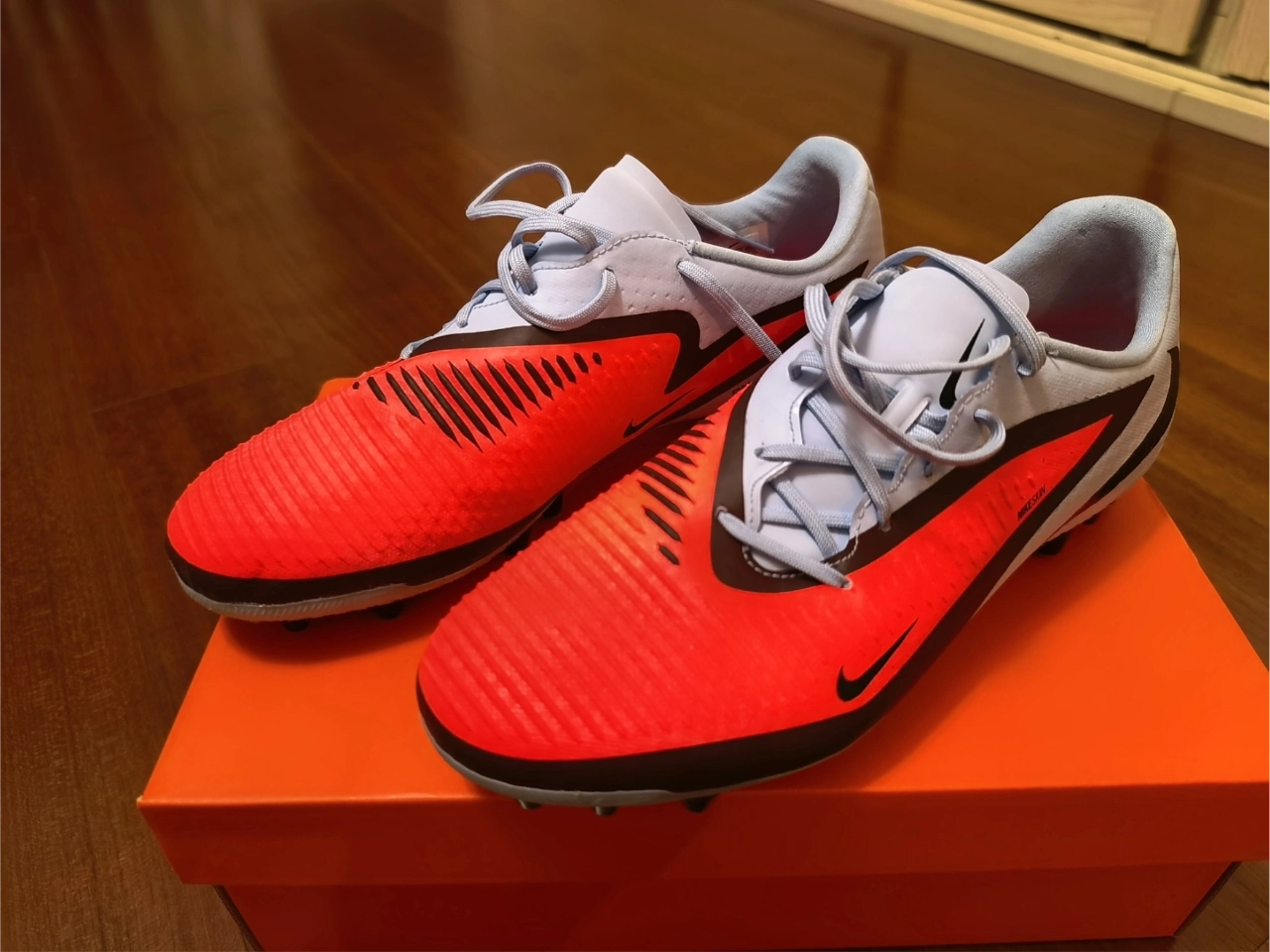 足球爱好者的心动战靴⚽