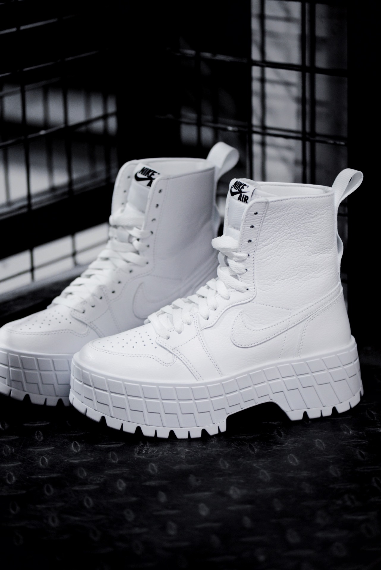 W AJ1 Brooklyn