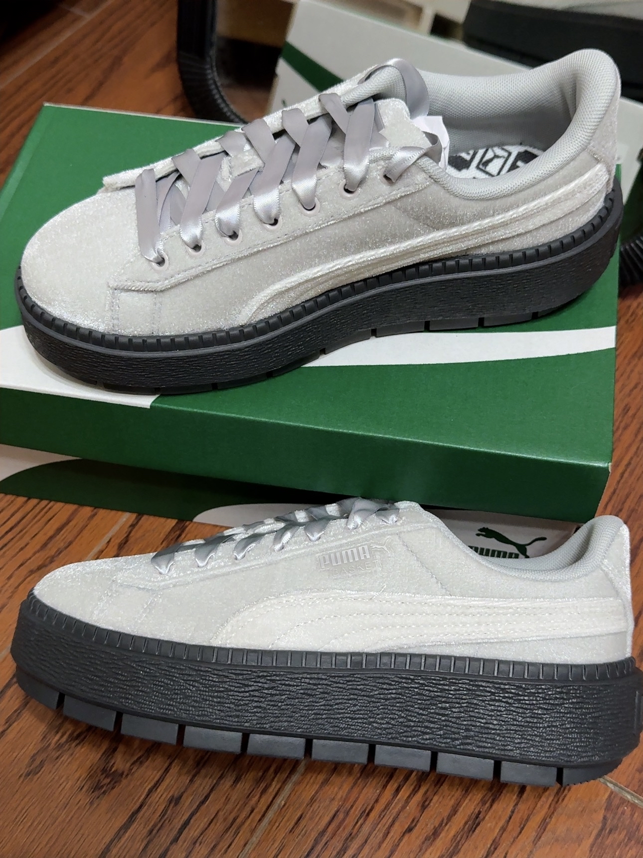 复古女孩看过来👟超绝板鞋
