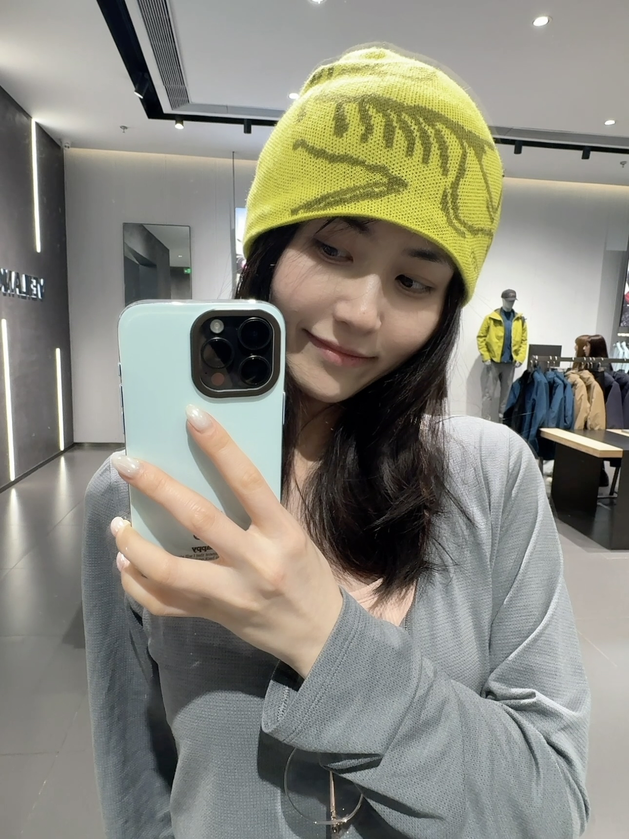 店里最后一顶被我拿下啦🧢