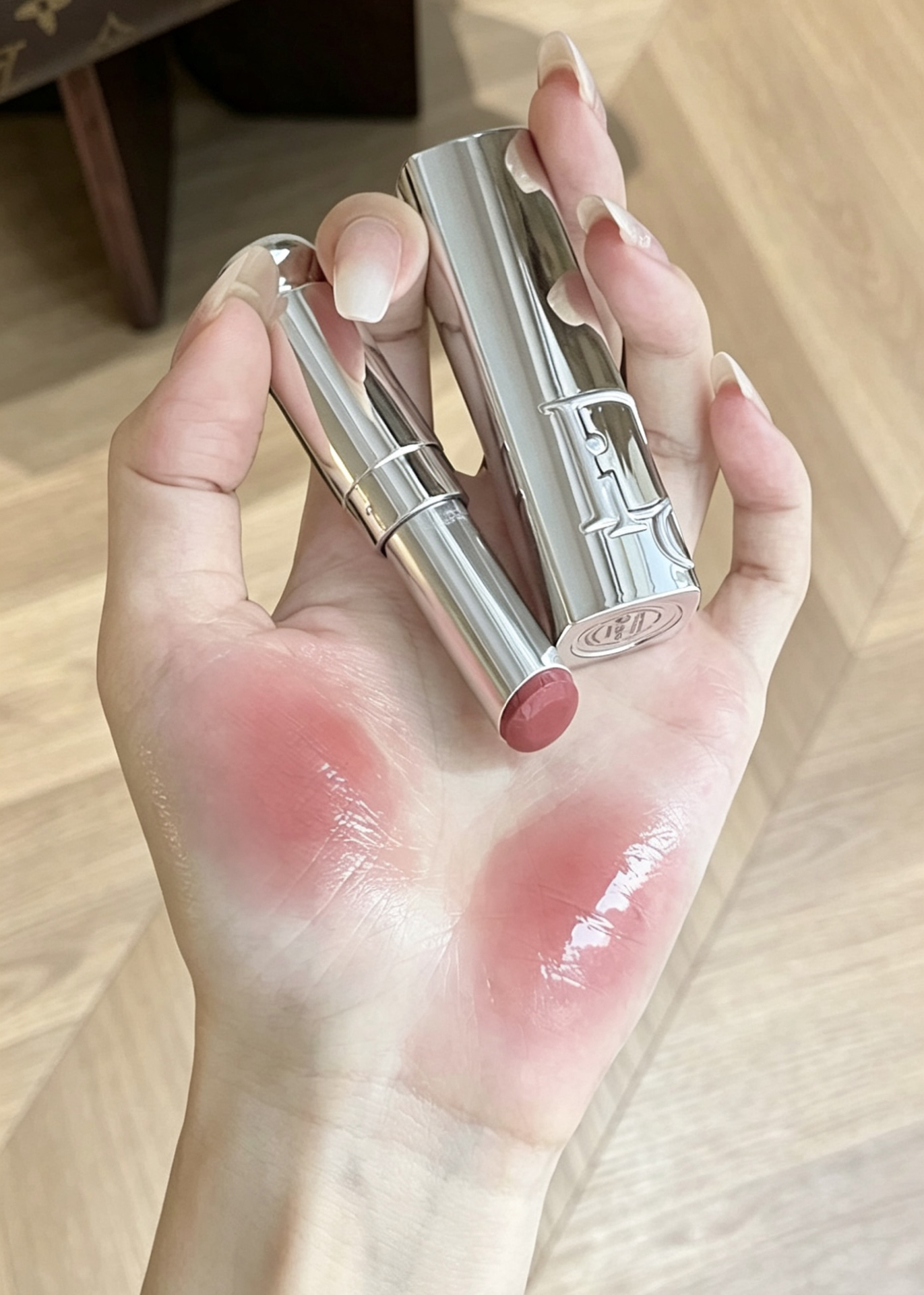 挖到一支氛围感唇釉！慵懒法式感拉满🥰