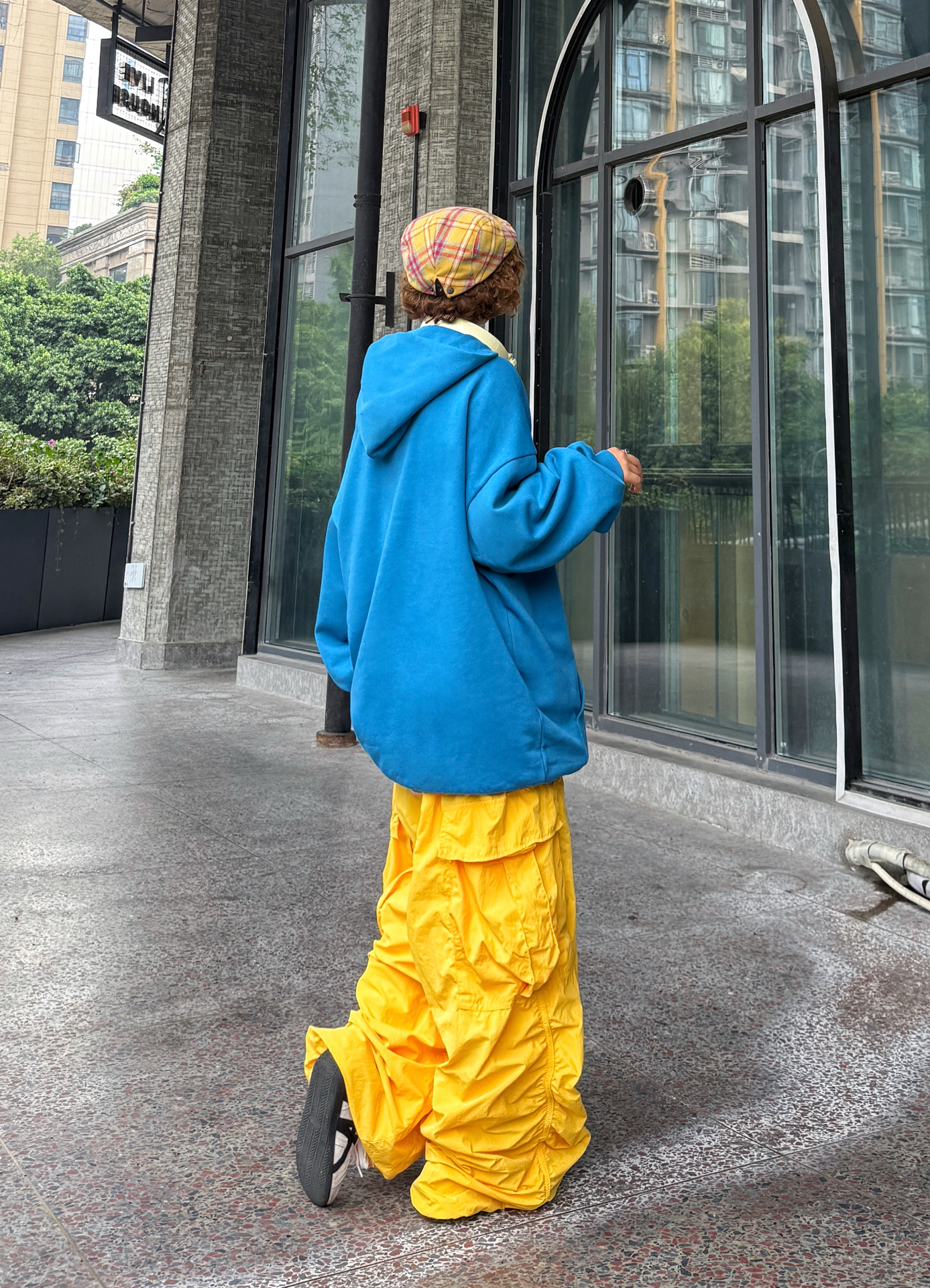 撞色还得看蓝黄💙💛drew卫衣先打个样!