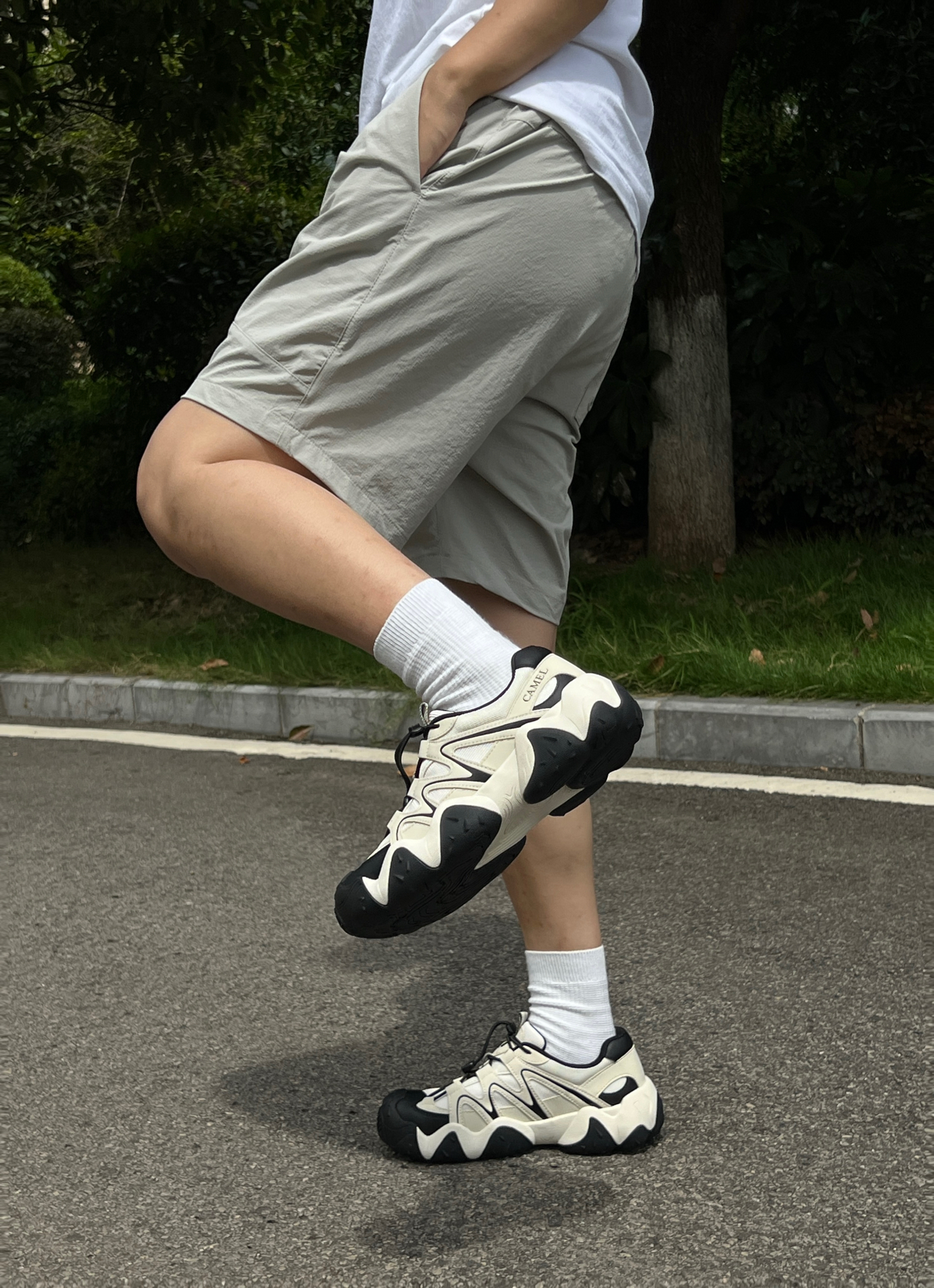 山系穿搭刚需!黑白户外登山鞋太耐看⛰️