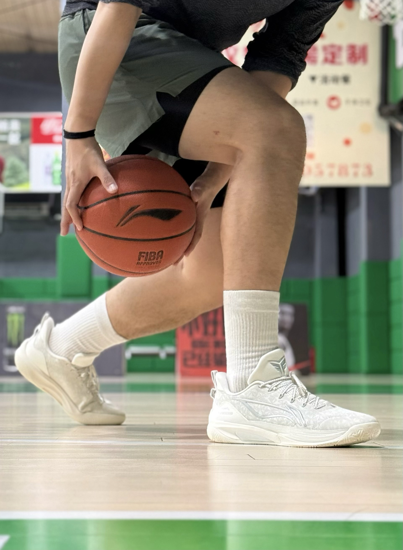 现在小朋友的篮球鞋都这么能打的吗❓