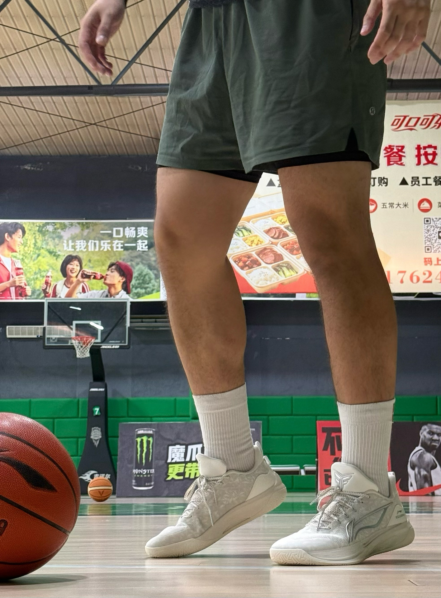 现在小朋友的篮球鞋都这么能打的吗❓
