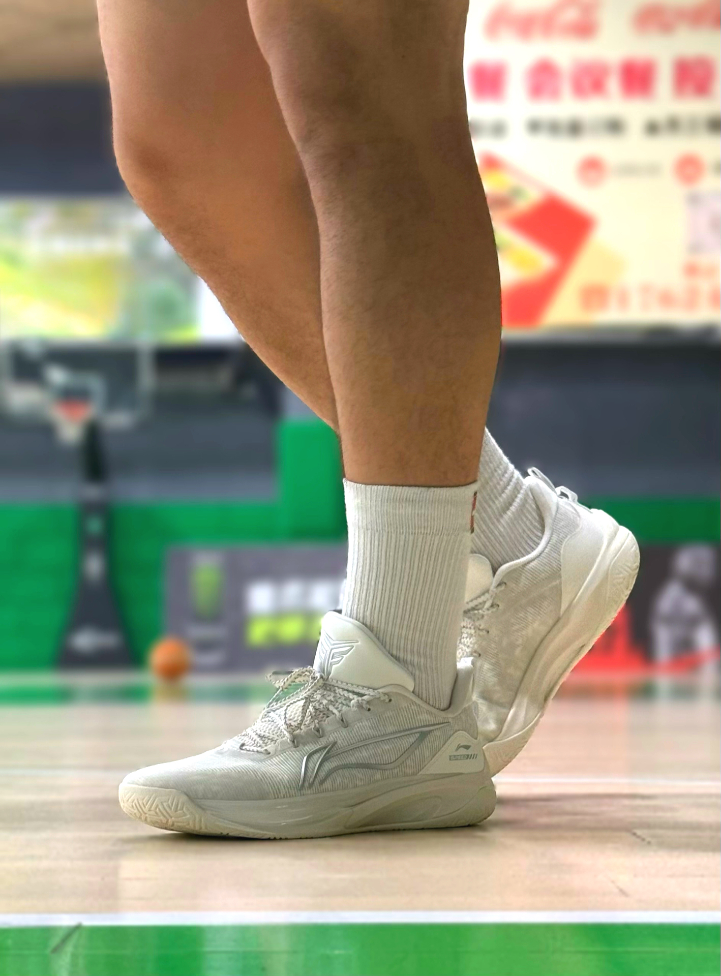 现在小朋友的篮球鞋都这么能打的吗❓