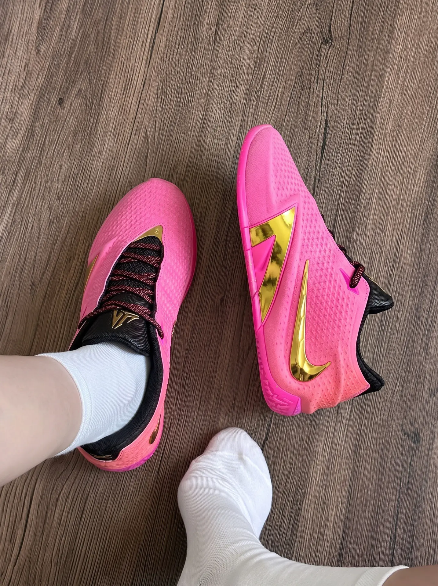 💖甜酷炸场!Nike JA4 Rise粉金真的太吸睛✨