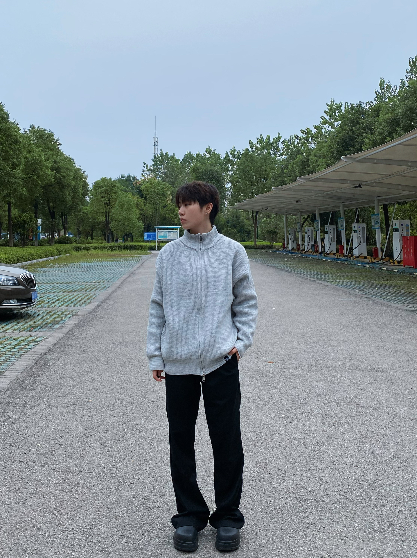 早秋氛围感！这件针织开衫绝了！