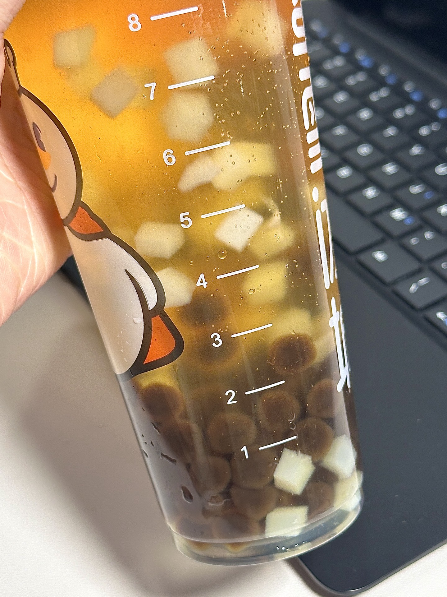 刮油水,各位美女都给我去喝!!!