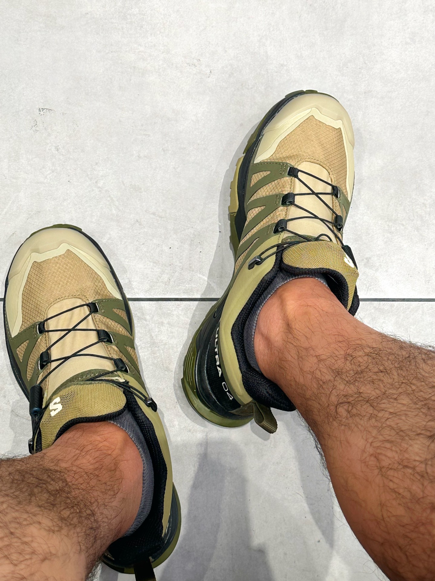 户外运动爱好者的亮眼战靴👟