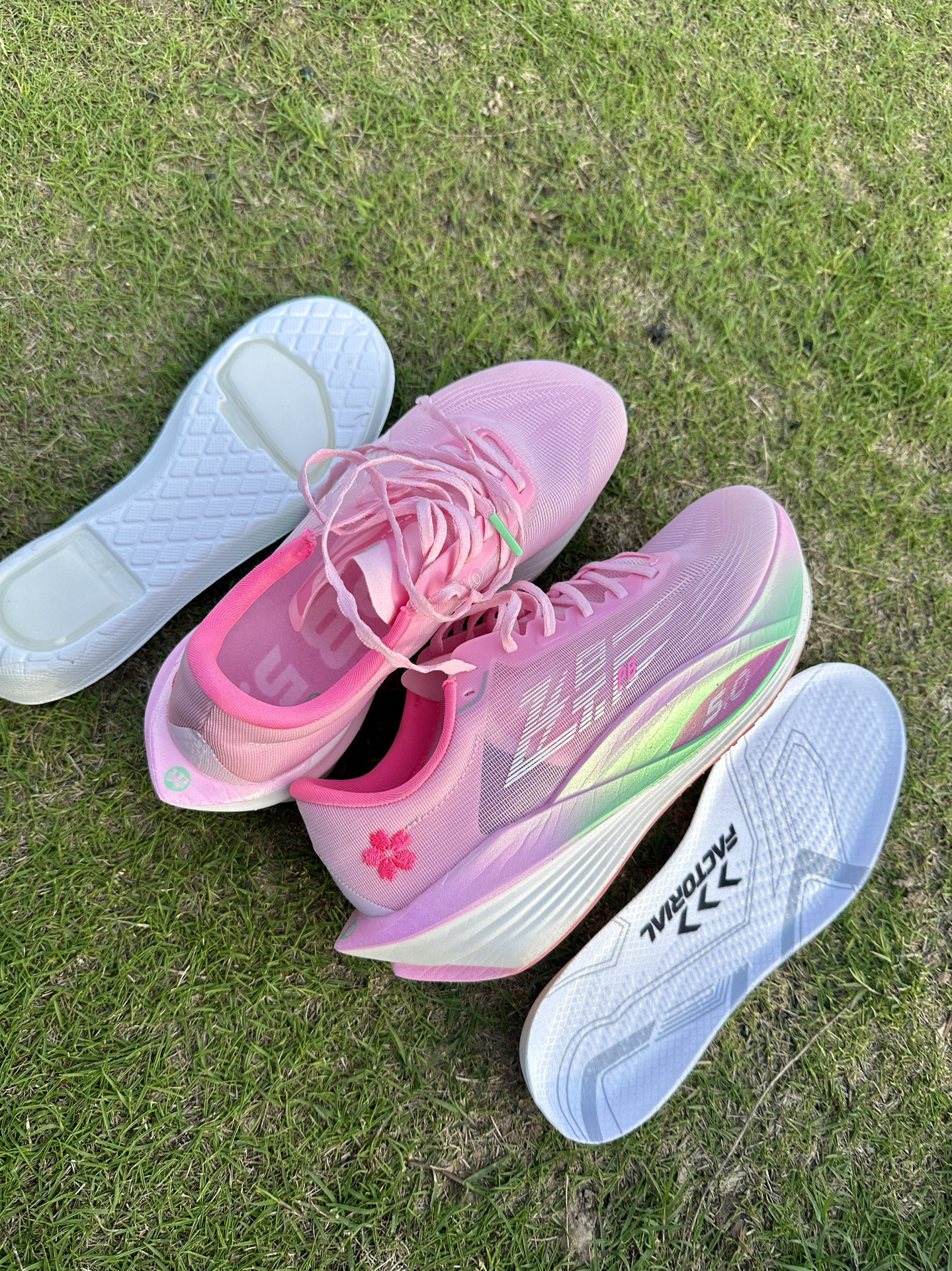 飞影pb5.0跑着磨脚怎么办？！