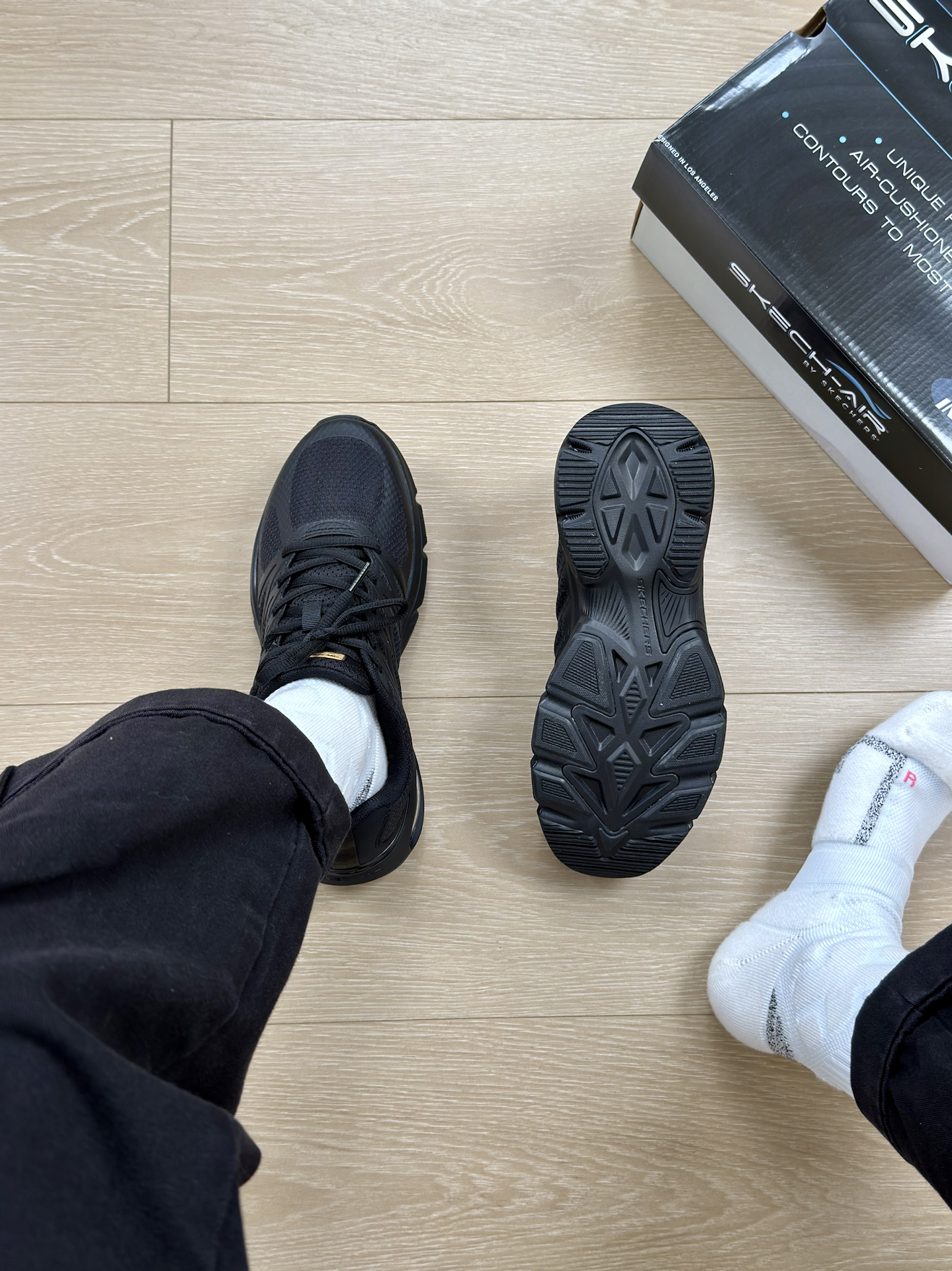 全黑机能风跑鞋太香了👟