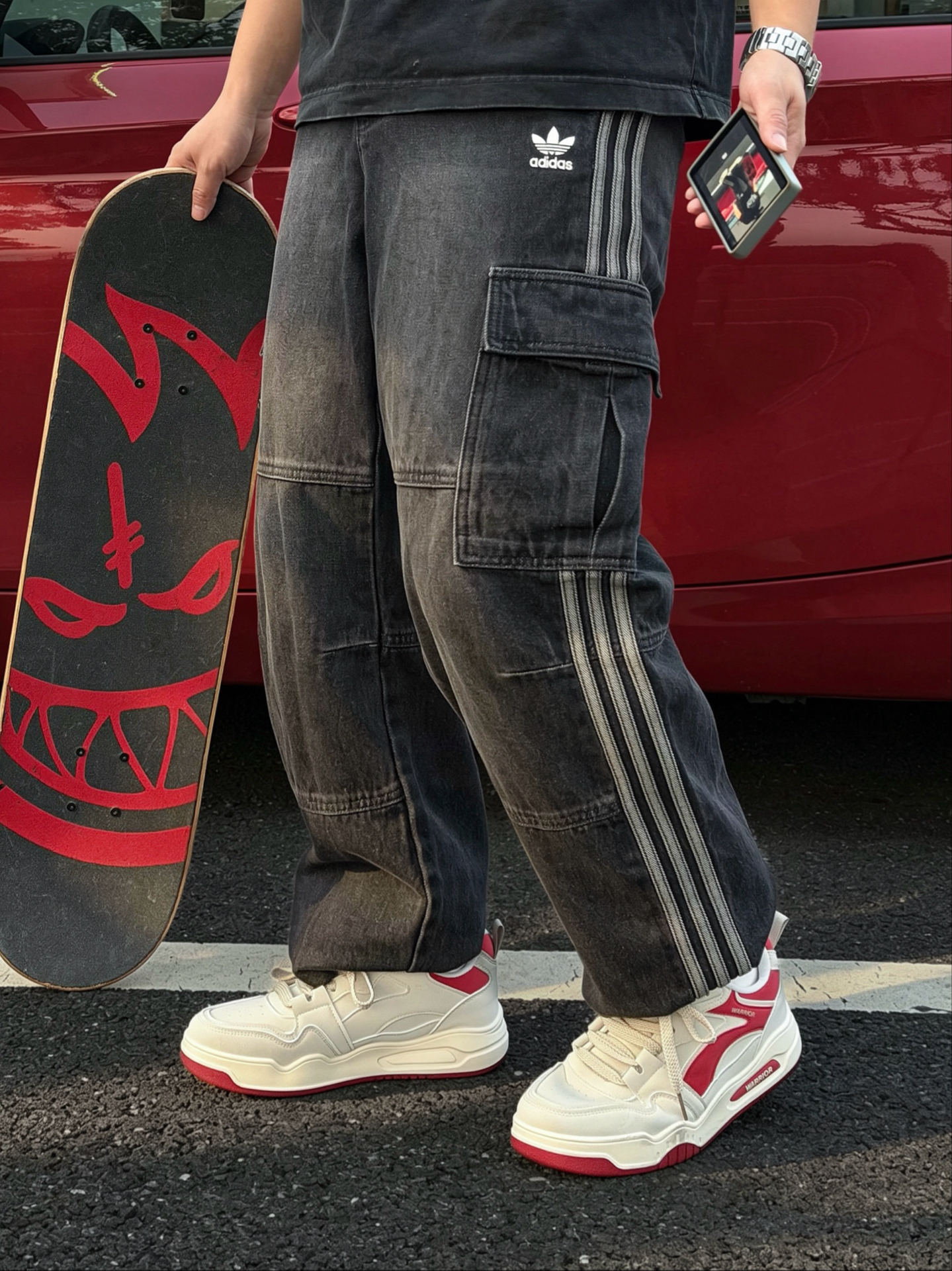 "复古牛仔👖➕国货灰红🔴板鞋"＝帅就完事了🤯