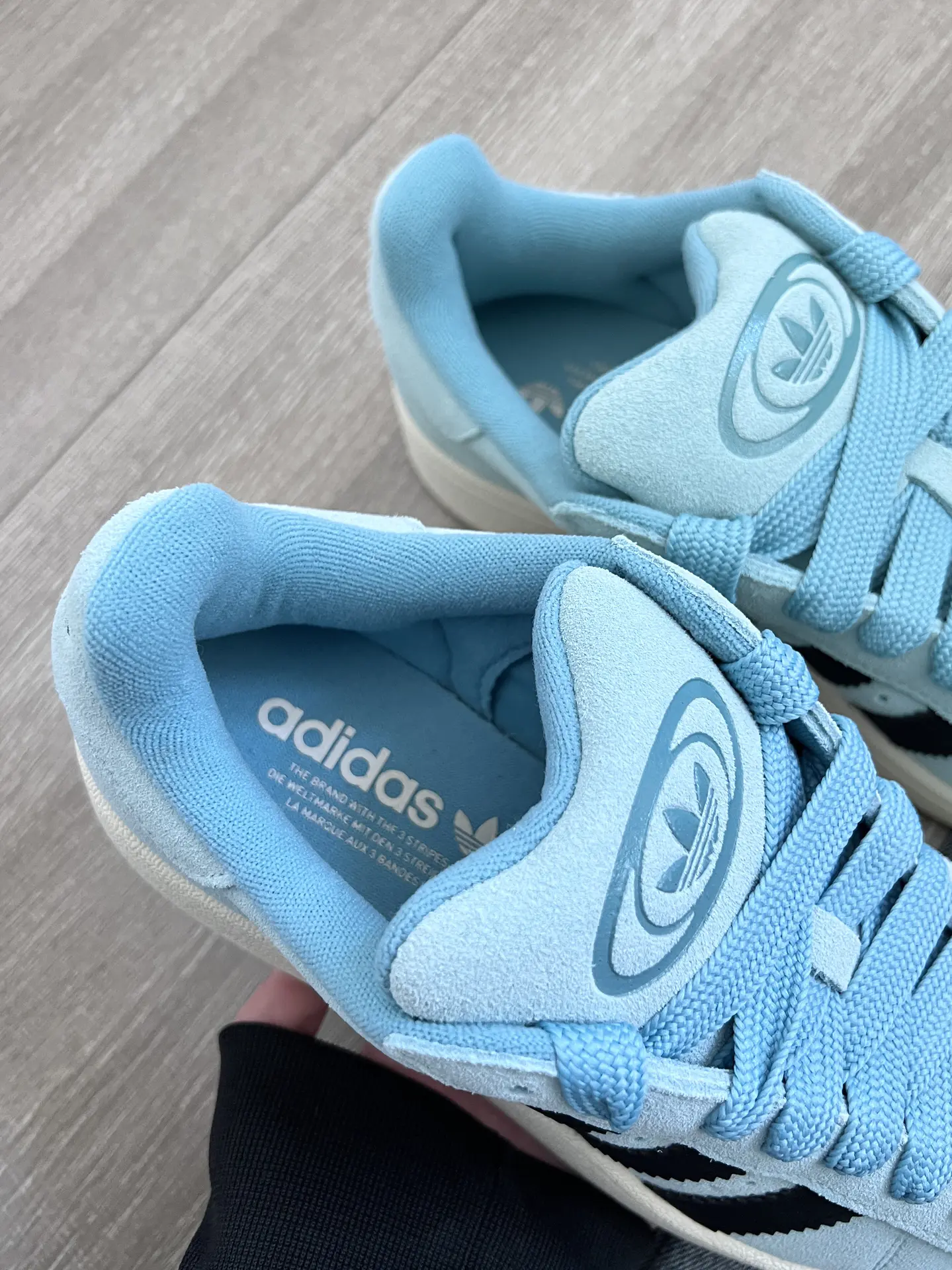 阿迪baby blue🧊奶乖feel真让人移不开眼呐!