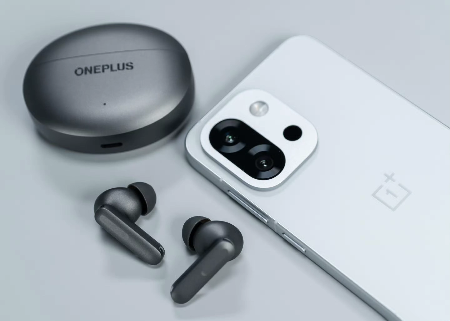 被我挖到！椭圆形耳机仓质感绝了🎧