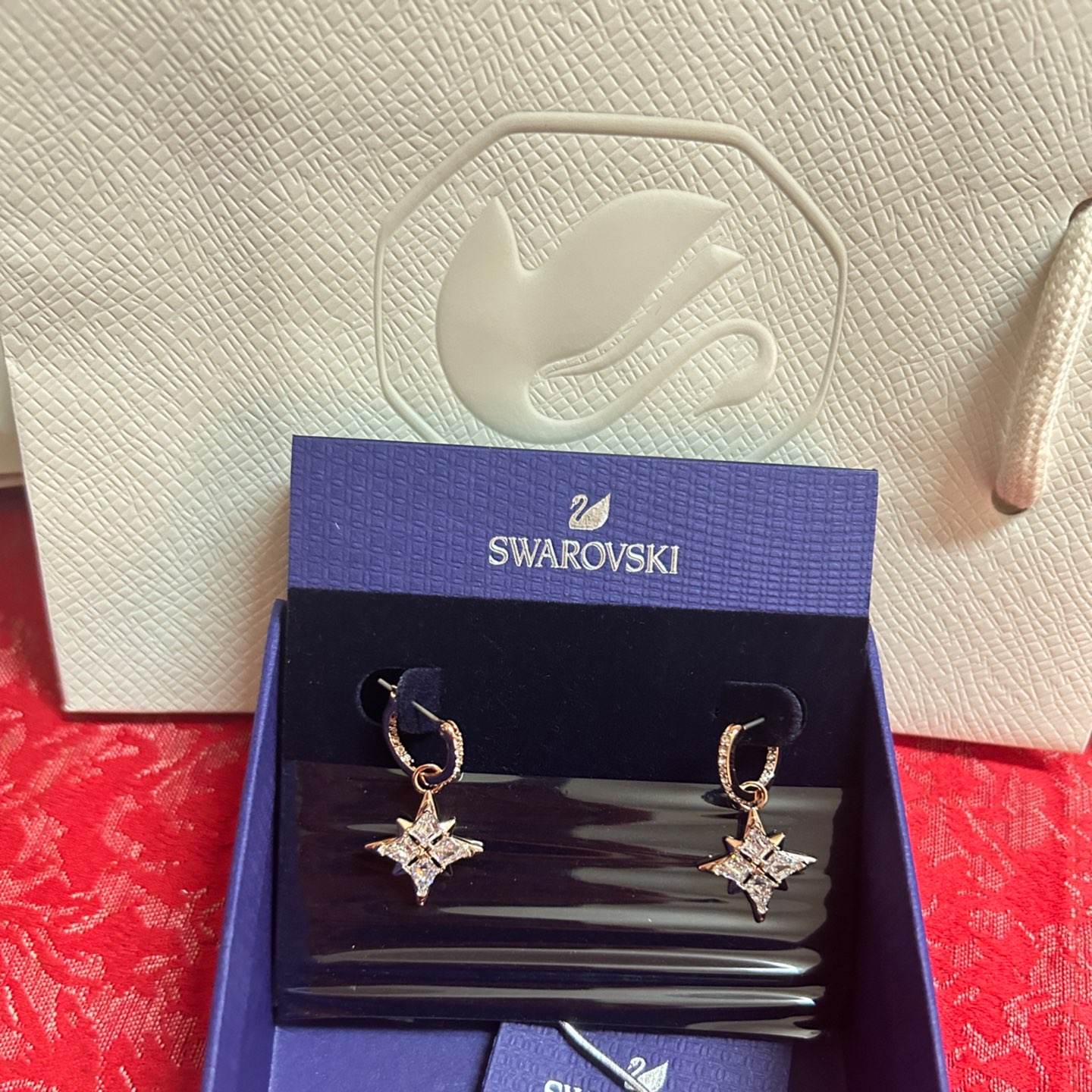秋冬约会氛围担当！这星星耳环美哭我✨