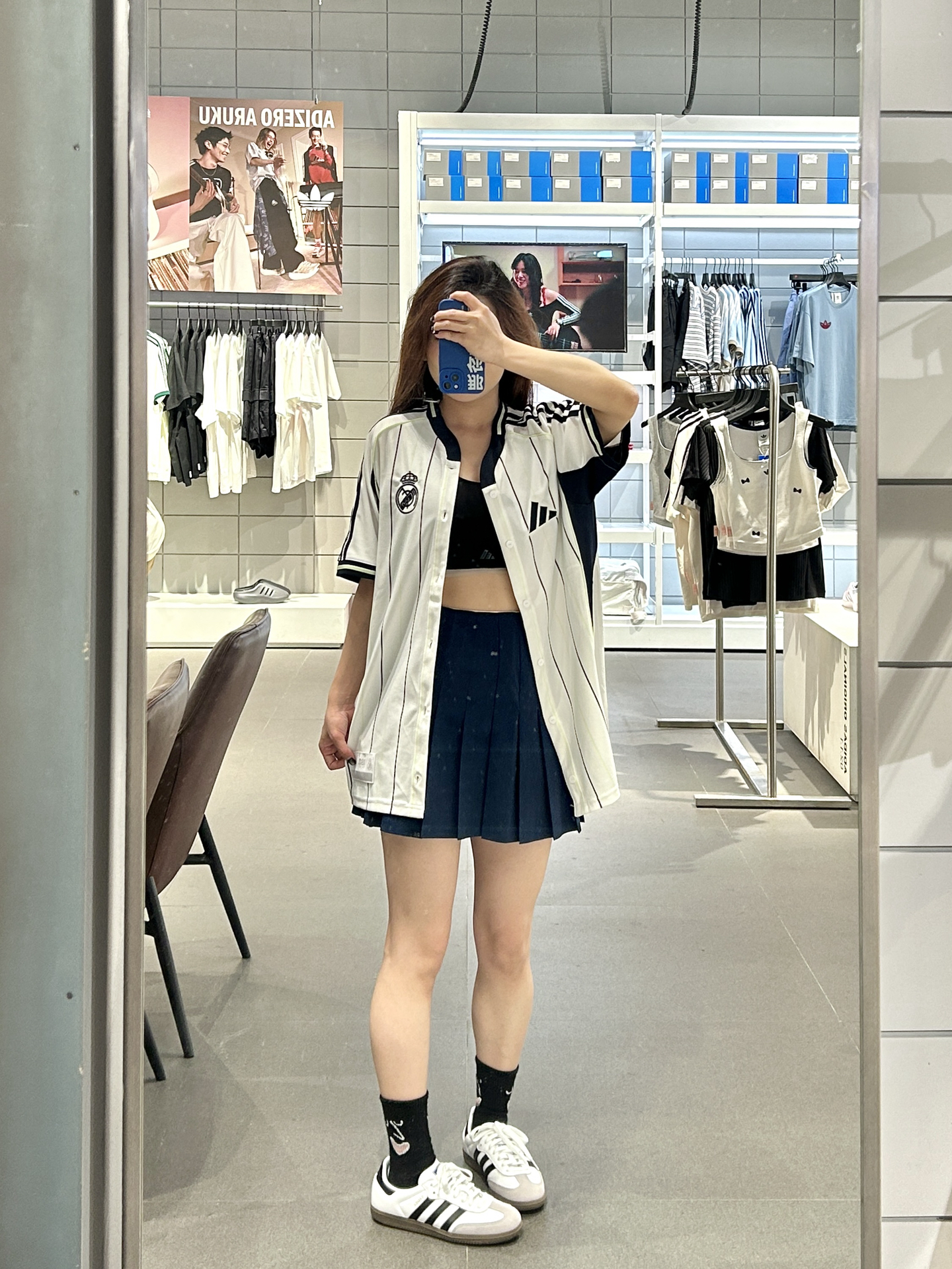 这件皇马白战袍，上身直接美神降临！
