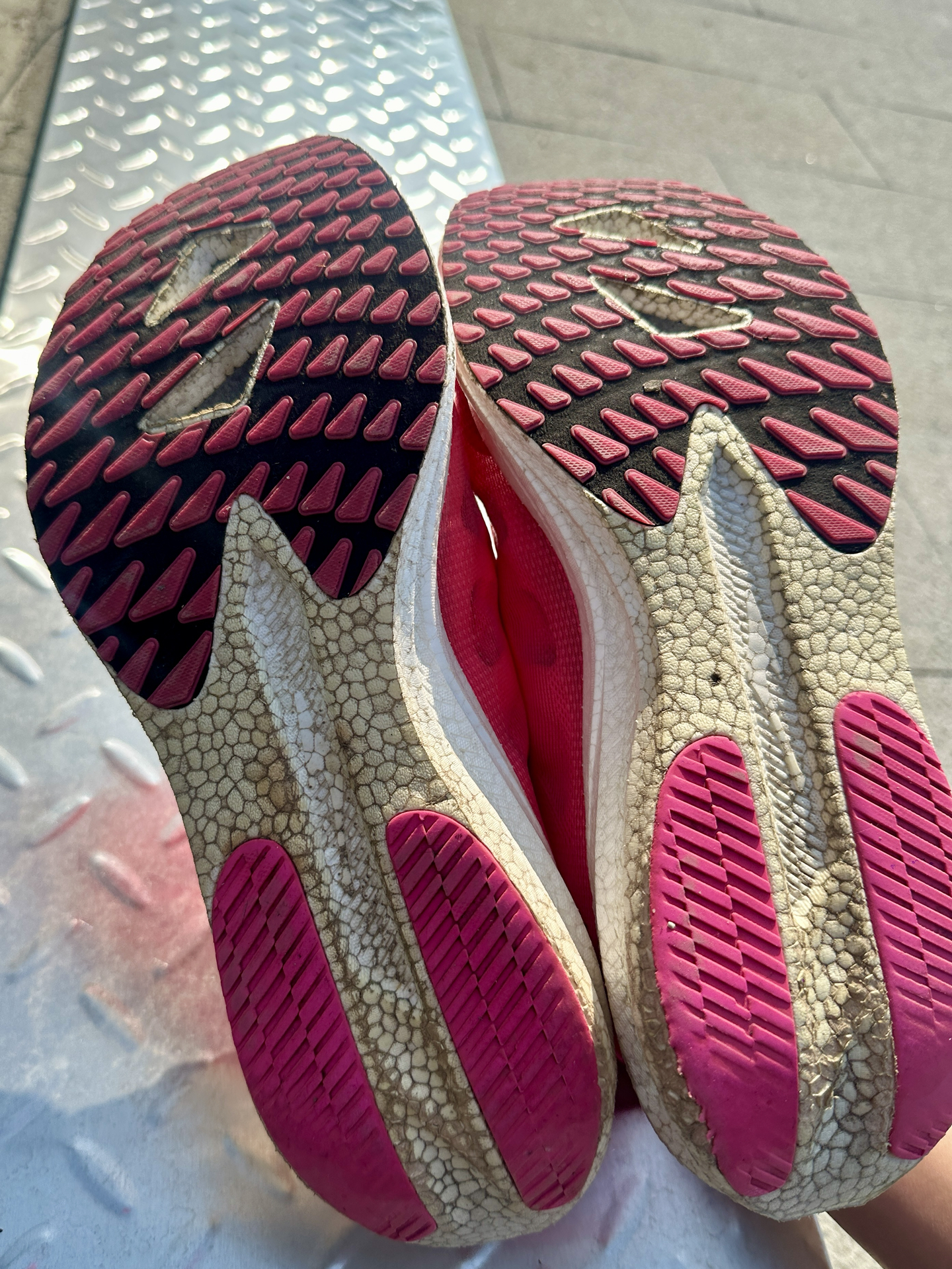 跑步装备红黑榜✨强\极怎么选🤔