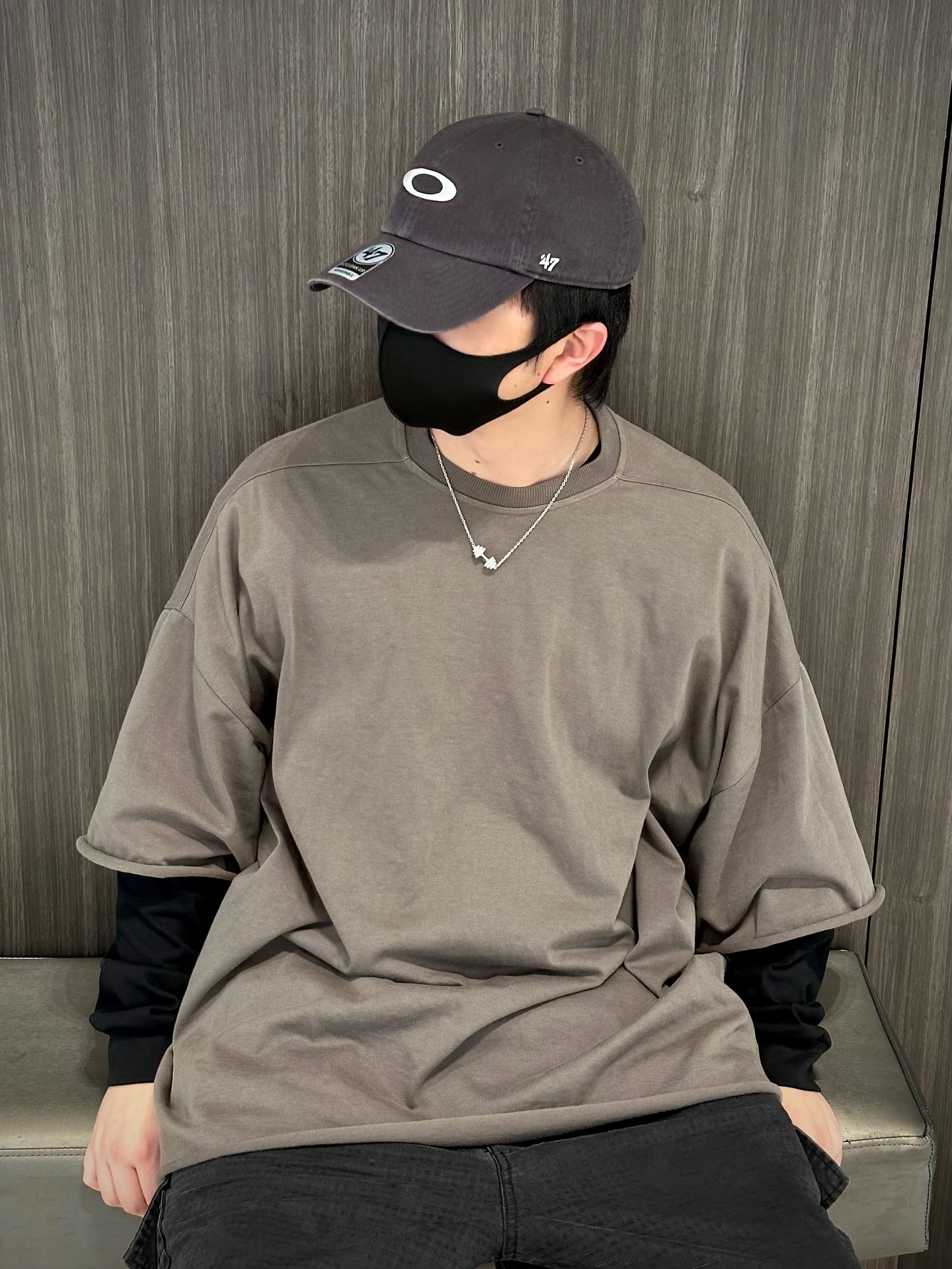 谁会把杠铃挂脖子上啊