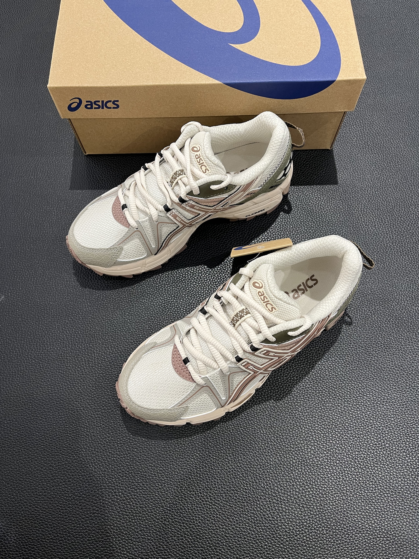 服了‼️被亚瑟士越野跑👟拿捏住我了🥹🥹