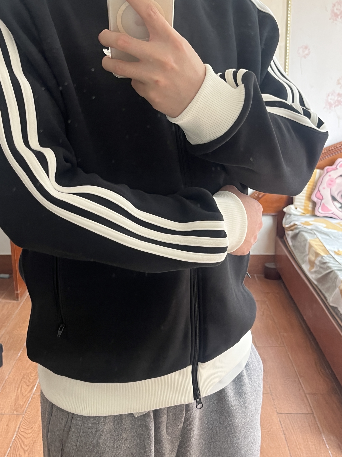 三叶草，嘎嘎板正