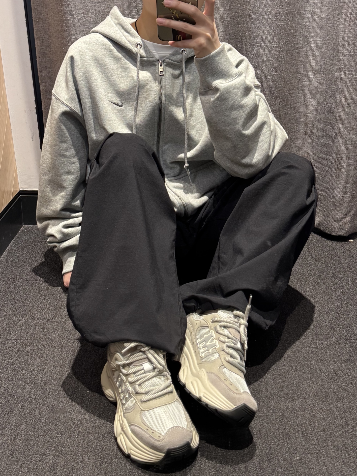 🎧早春ootd ｜灰色系拿捏少年感～