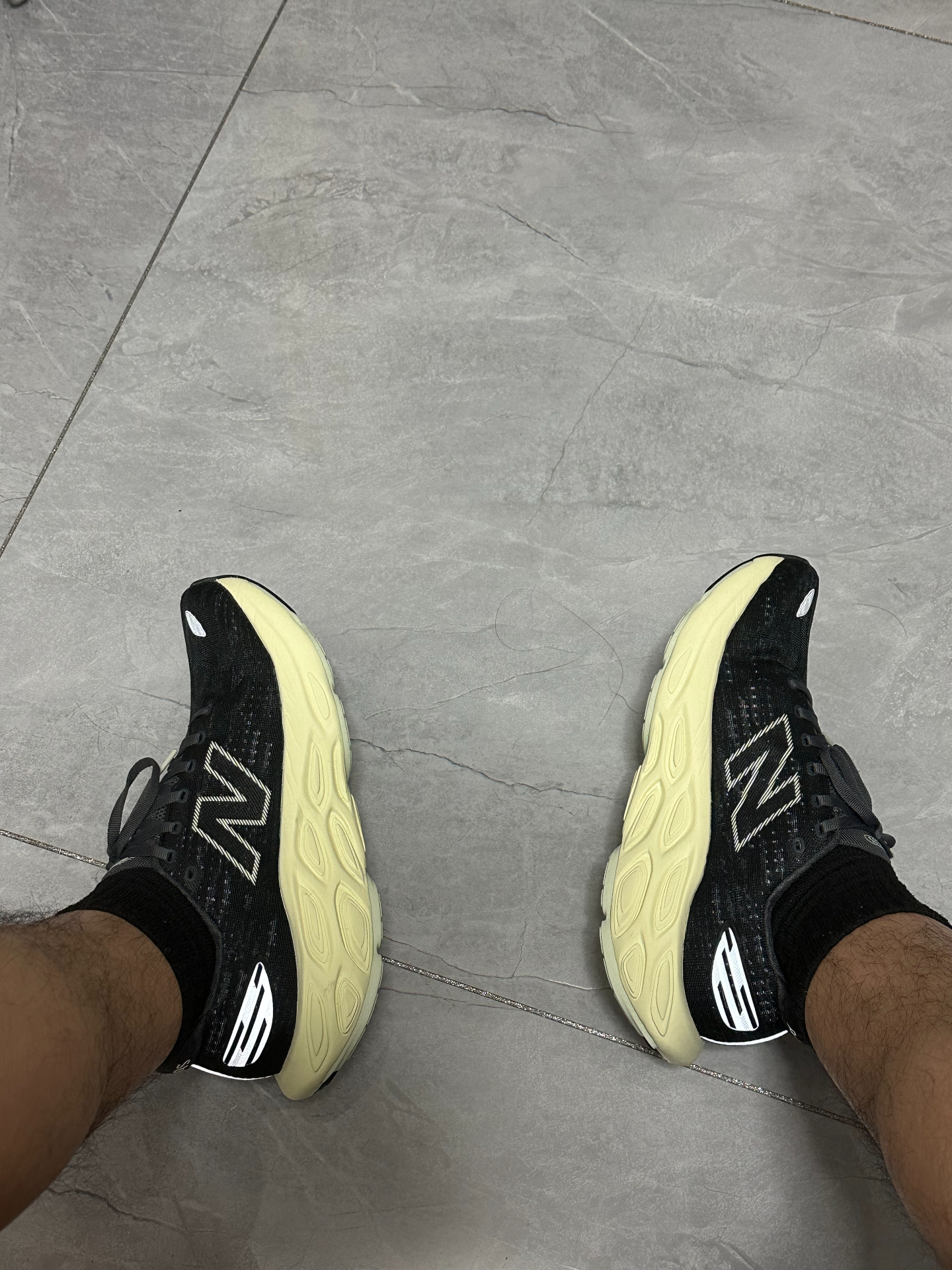 轻便跑鞋，舒适又百搭