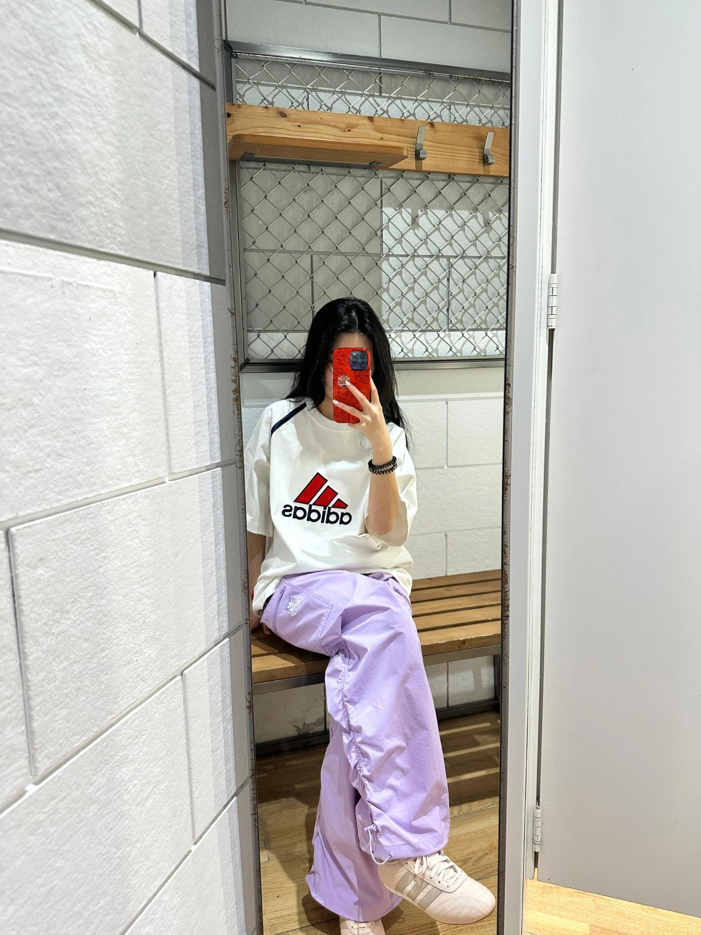 拒绝穿搭焦虑❌阿迪神T名不虚传…🤫