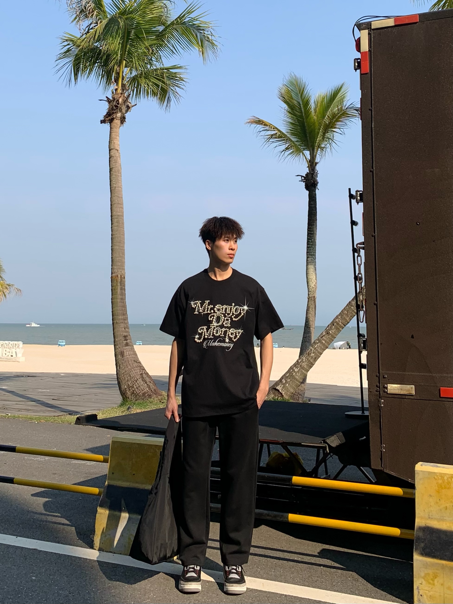 夏日清爽必备！MEDM 短袖，时髦炸街