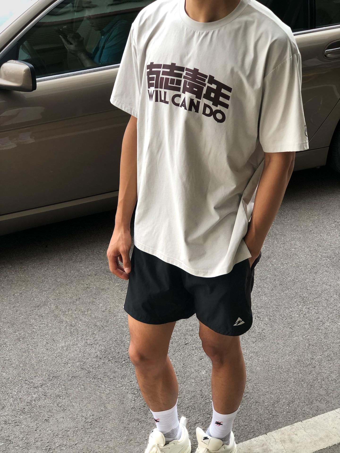 UZIS 炽心短袖，潮流与舒适兼得
