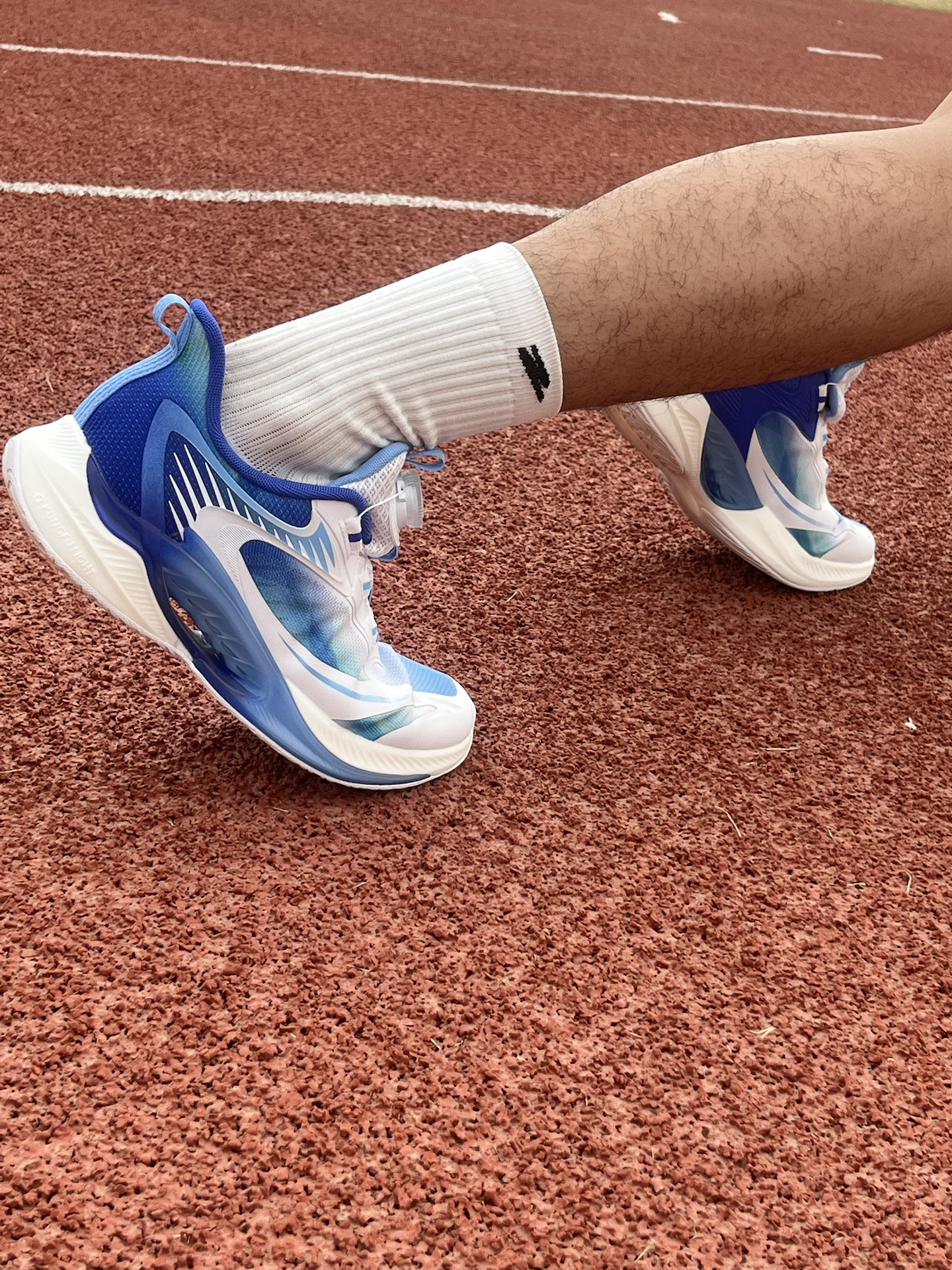 中学生体测该穿什么跑鞋?