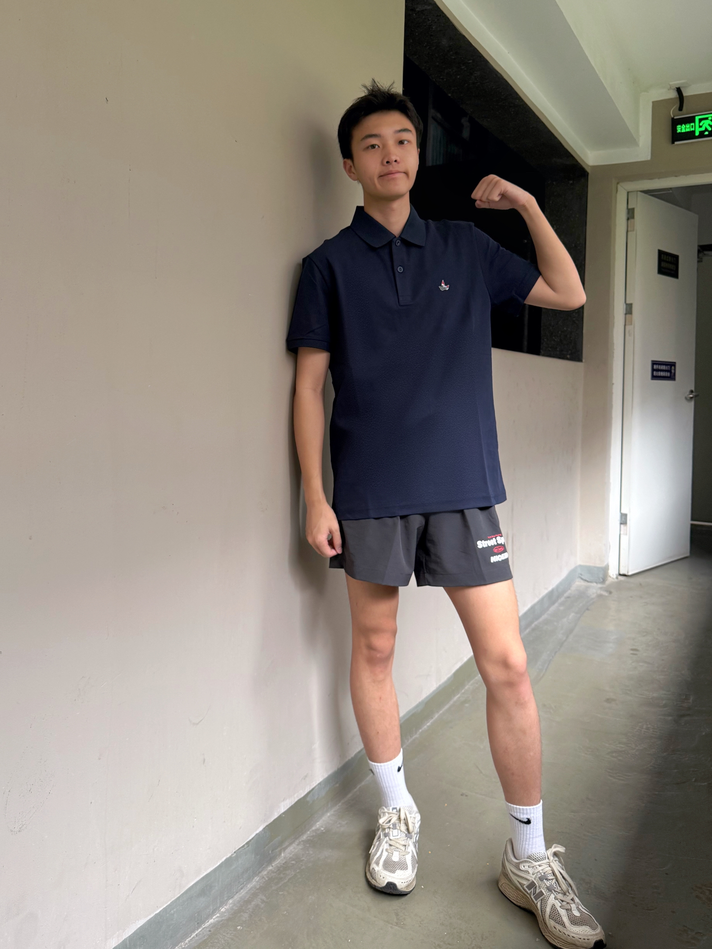 夏日炎炎，透气美式运动短裤来救场！