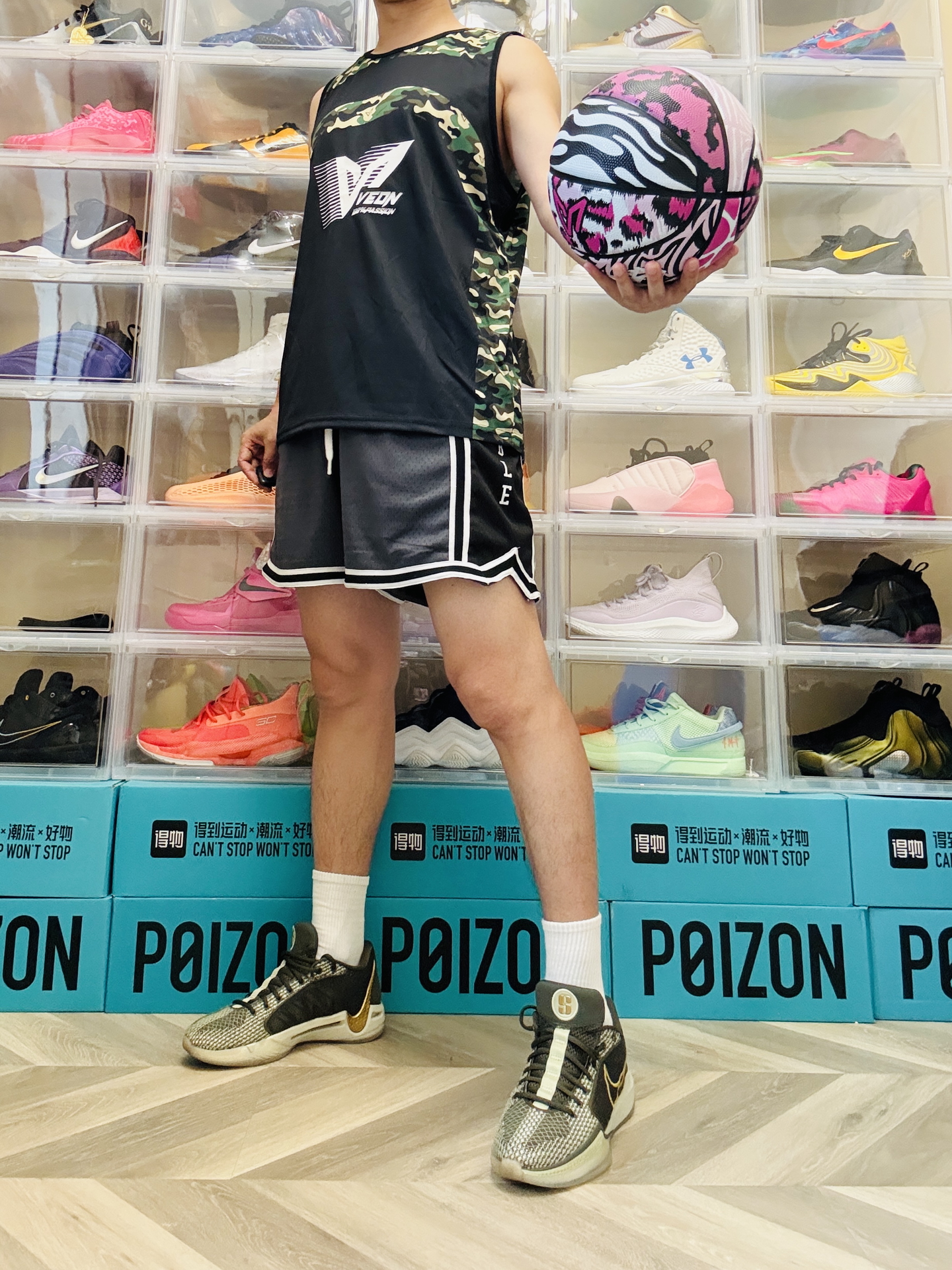 篮球🏀潜行者