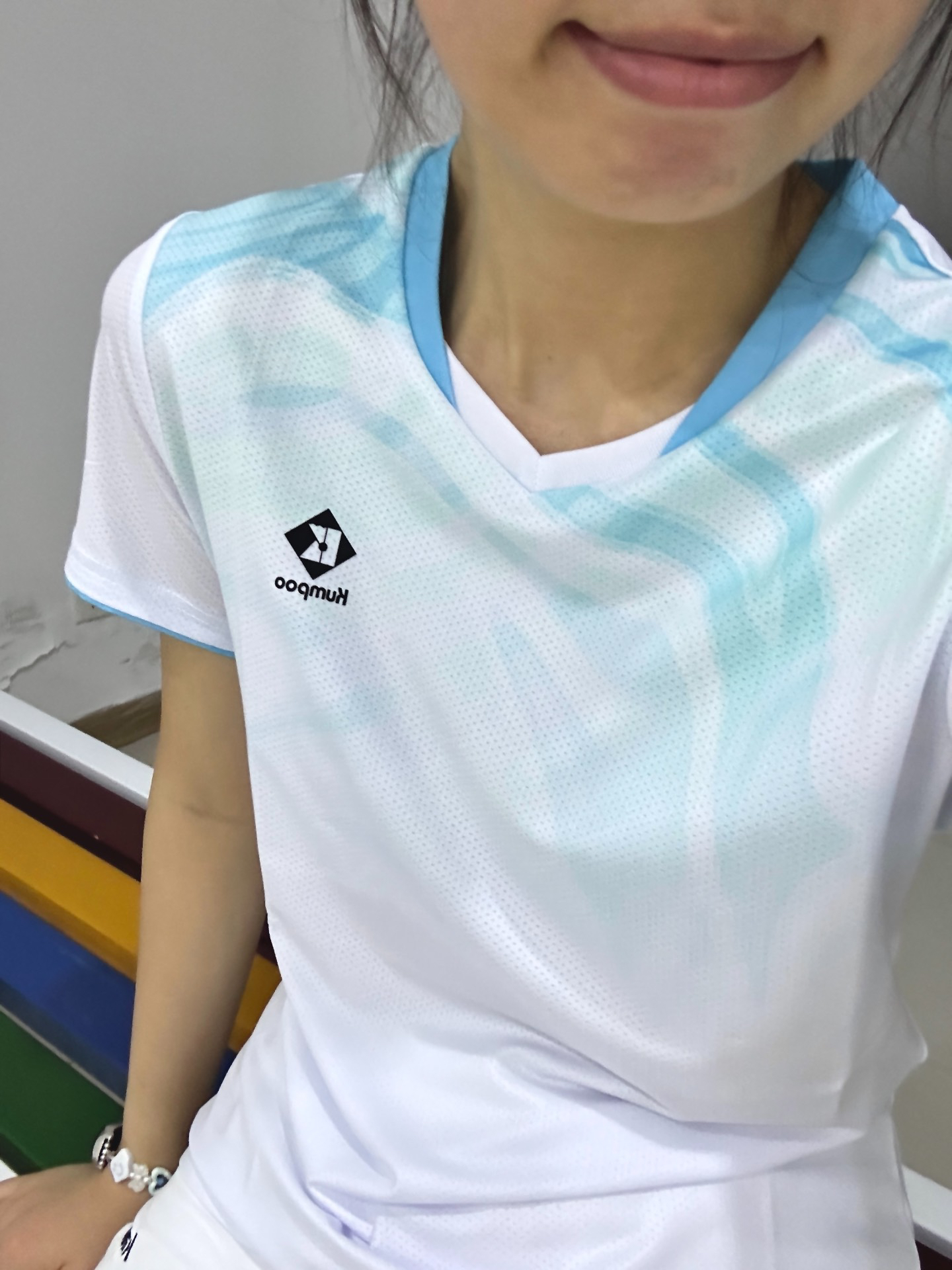 🏸薰风赛事短袖开挂了！打球像裹着冰感小空调✨  