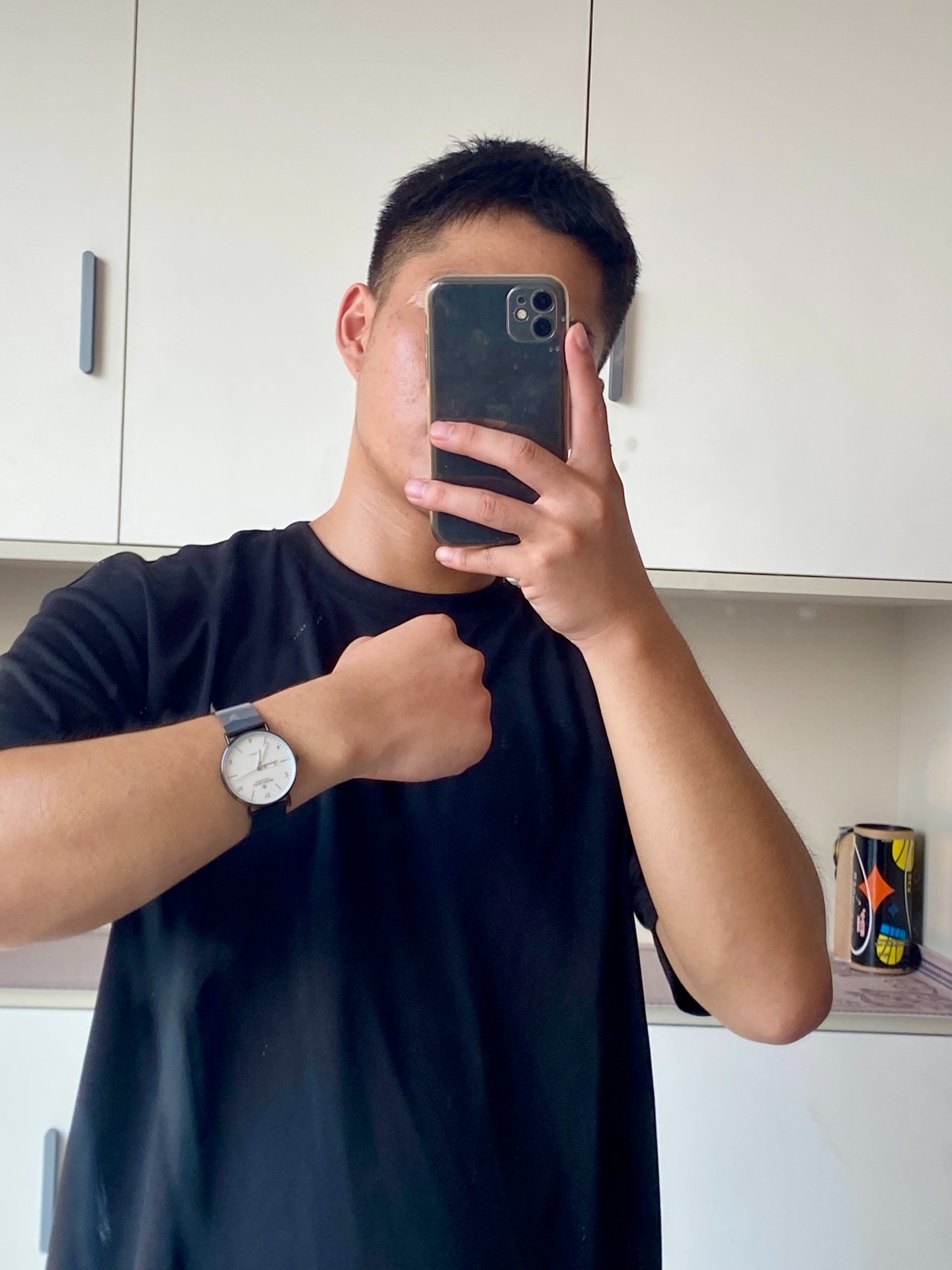 给自己买了一款又帅又酷的表🌹