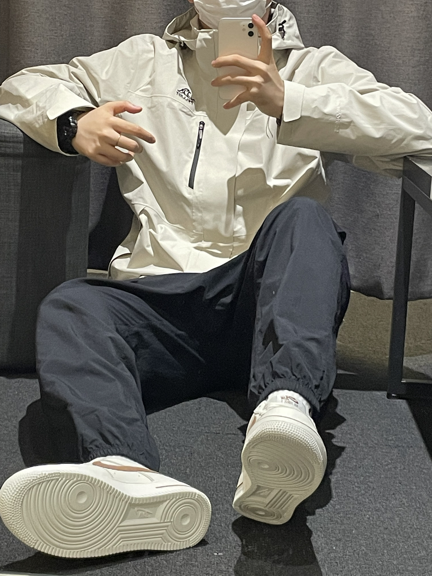这个夏天入手的第一件冲锋衣⛰️超心动💓
