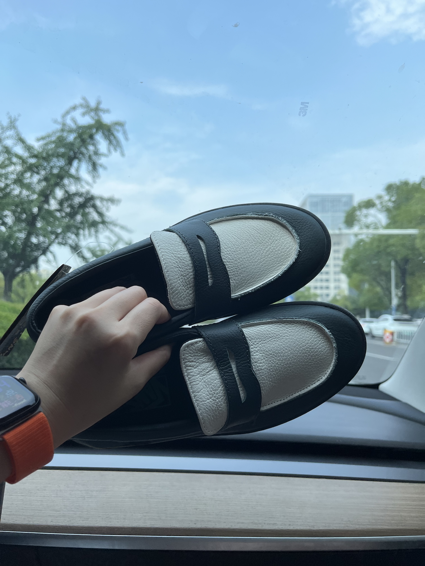 Vans一脚蹬👞职场休闲都适配？