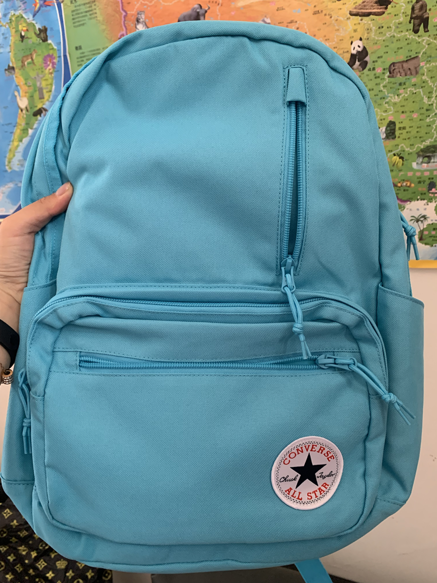 蓝色控狂喜！超夏天的书包被我找到啦🎒