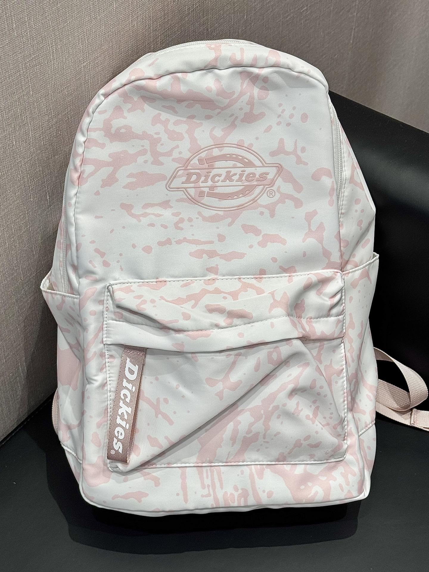 粉色潮流双肩包🎒爱了