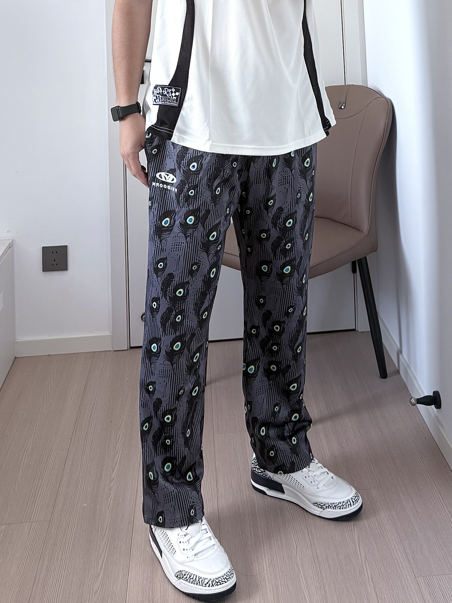 挖到一条超绝的个性运动裤👖