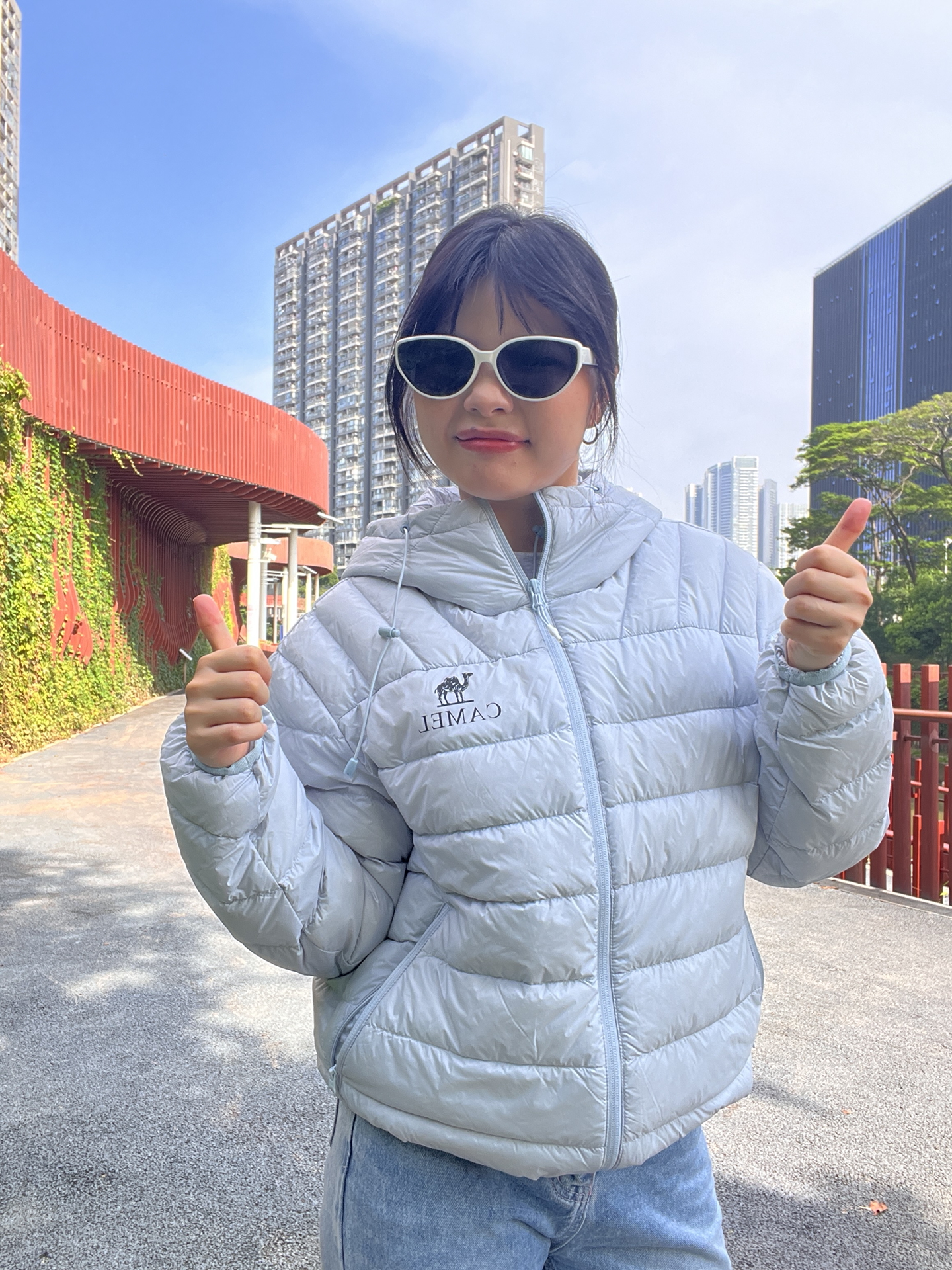 反季入的骆驼这件羽绒服太值了！