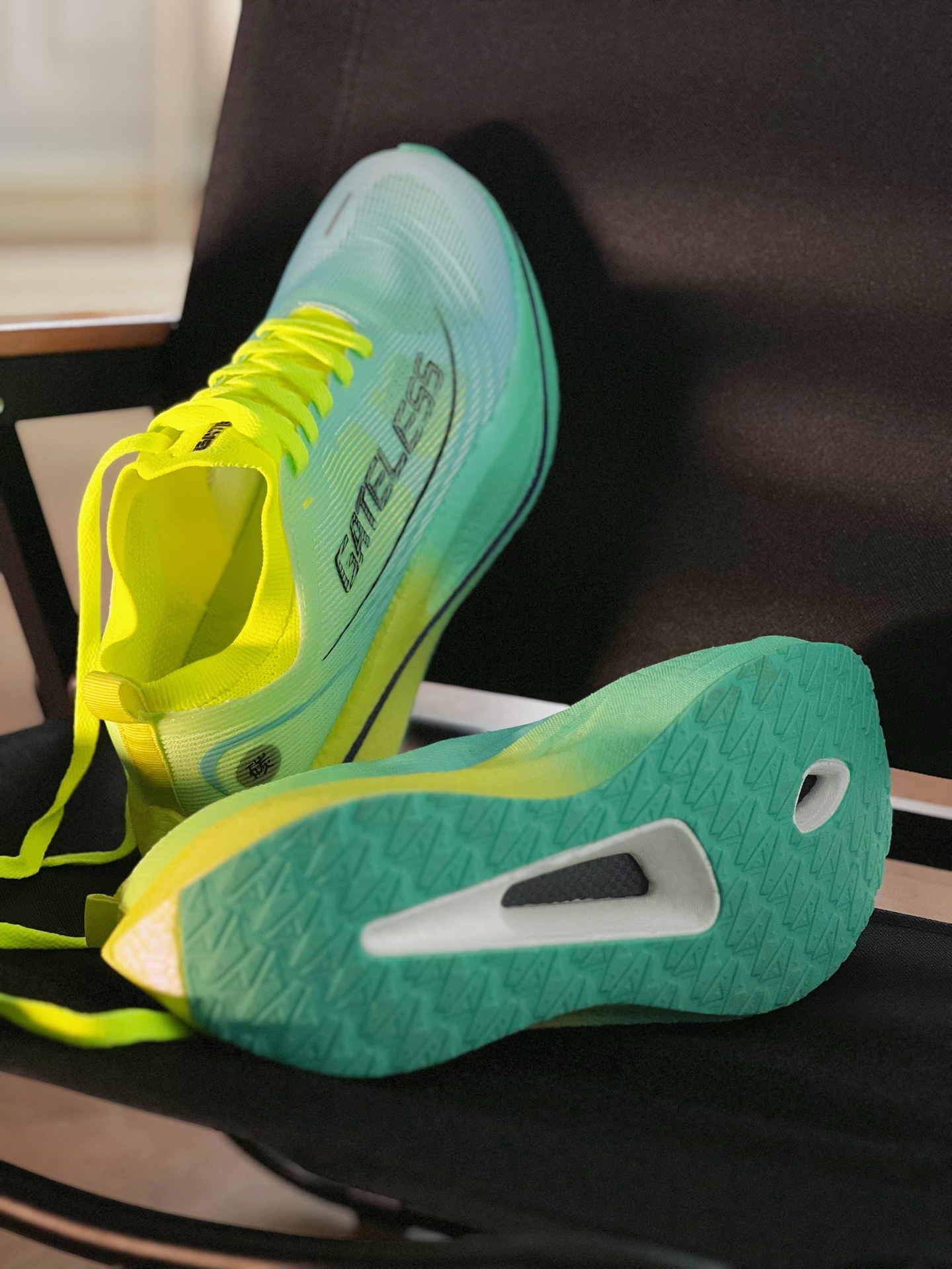 小众跑鞋飞鸾3.0pro？
