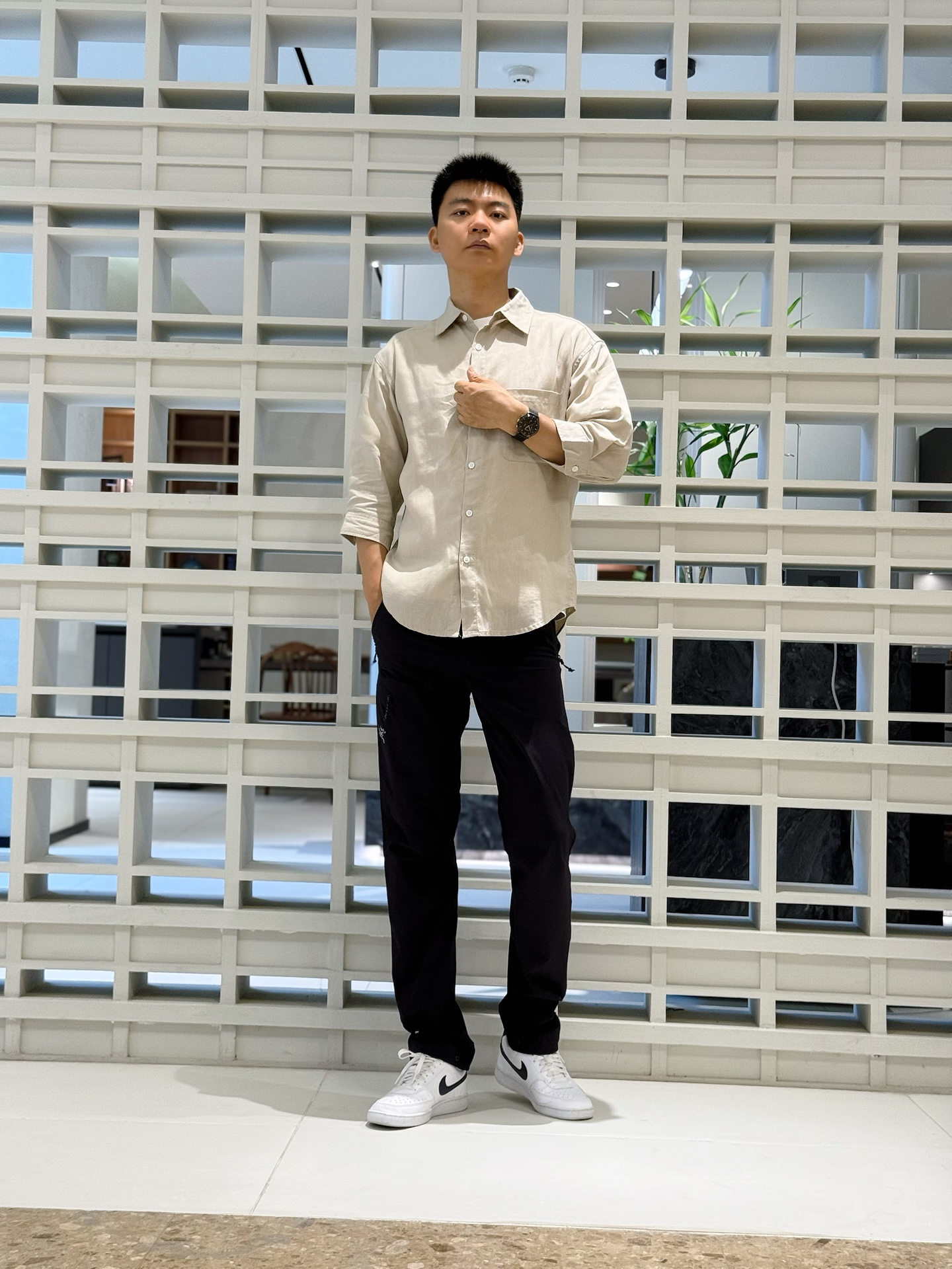 男生夏日通勤松弛感