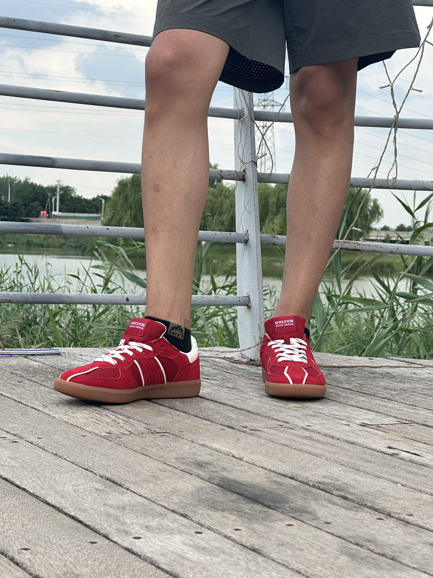 夏日街头亮眼搭子，复古风拉满啦👟