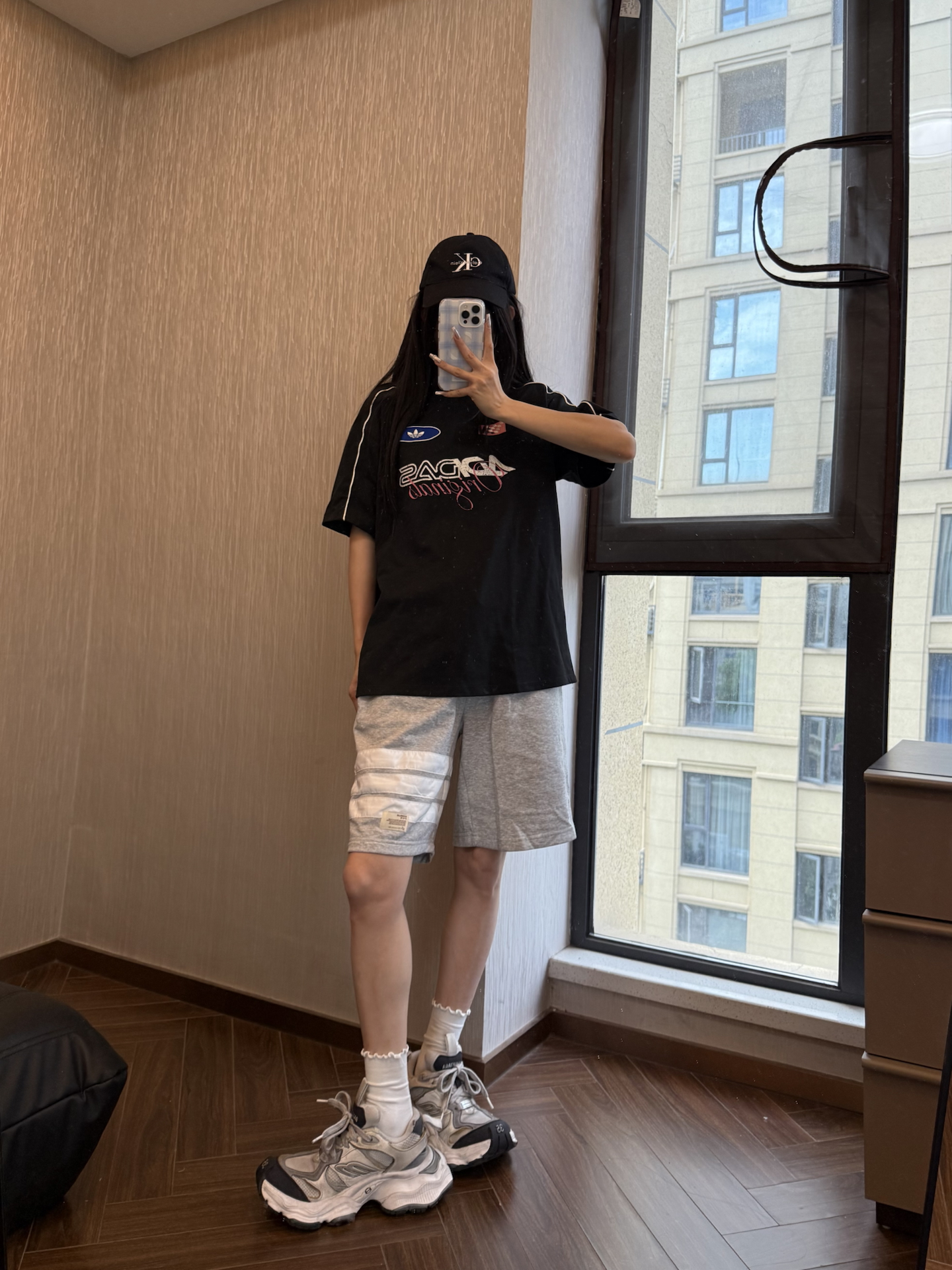 谁懂！这件T恤把松弛感焊在身上了🥹